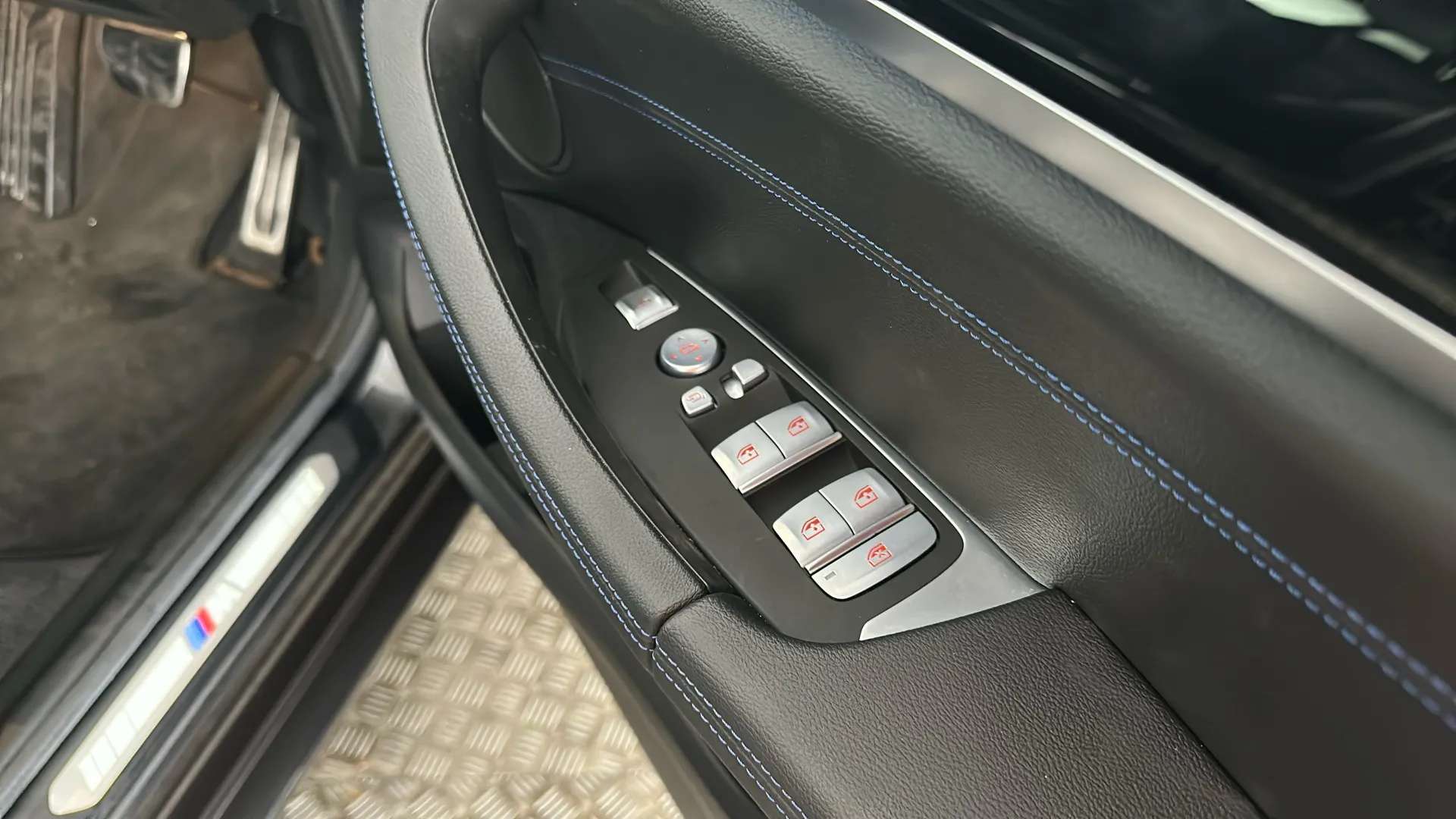 2023 BMW IX3 2023 BMW IX3