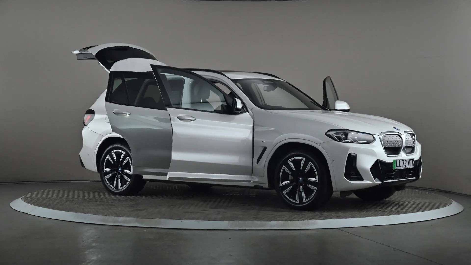 2023 BMW IX3 2023 BMW IX3