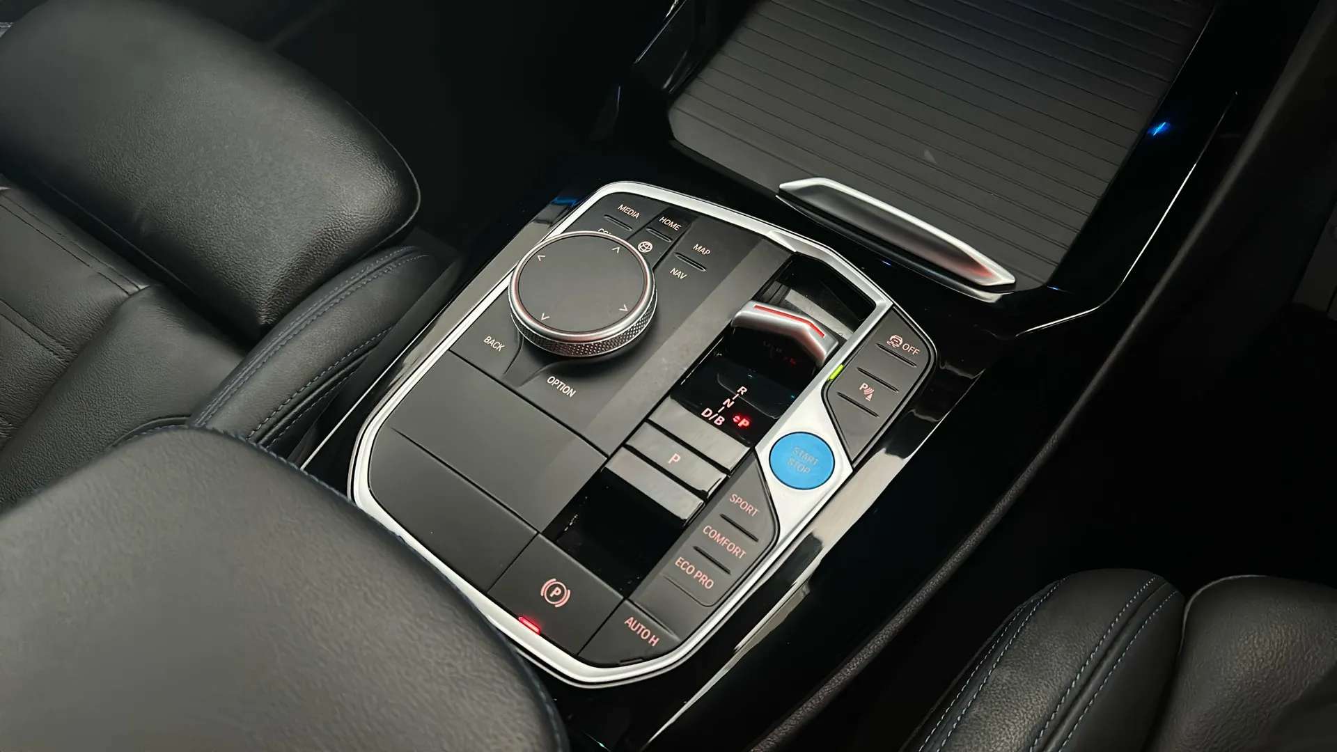 2023 BMW IX3 2023 BMW IX3