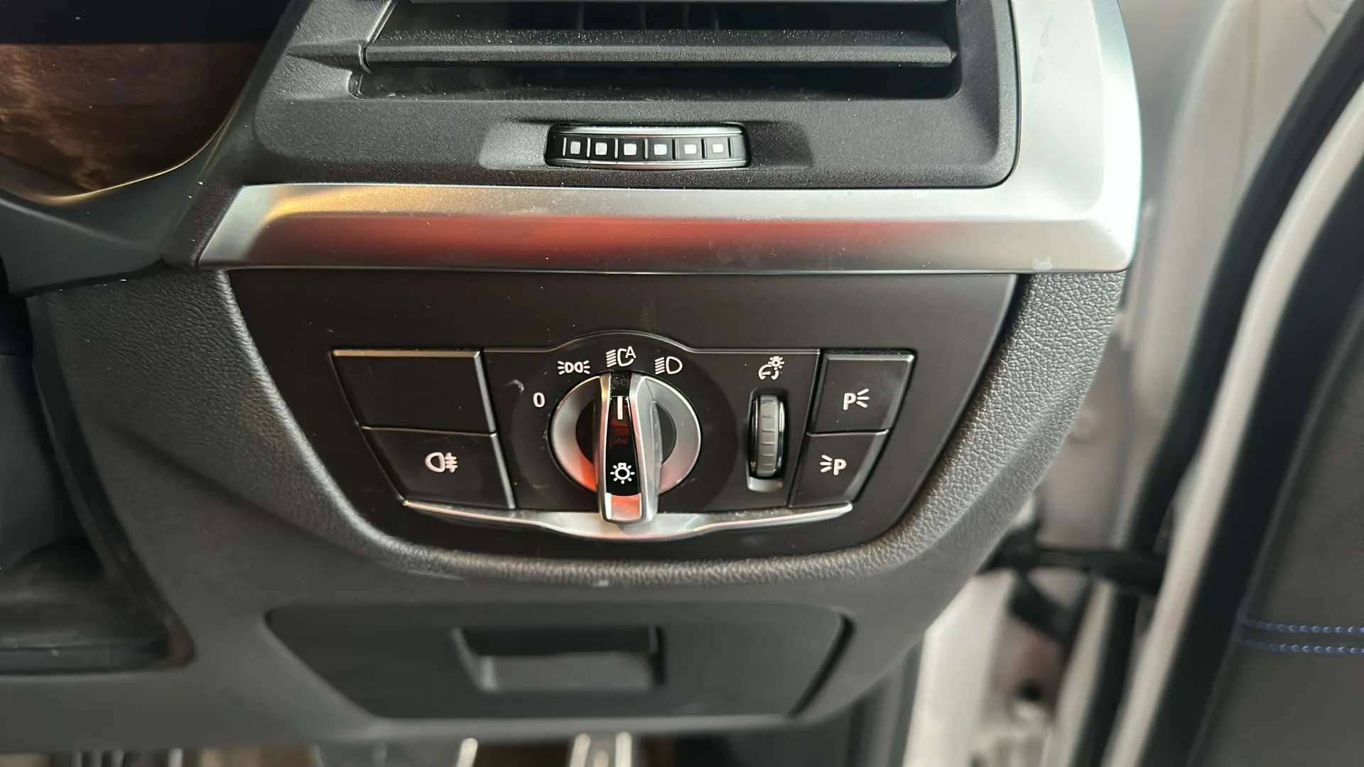 2023 BMW IX3 2023 BMW IX3