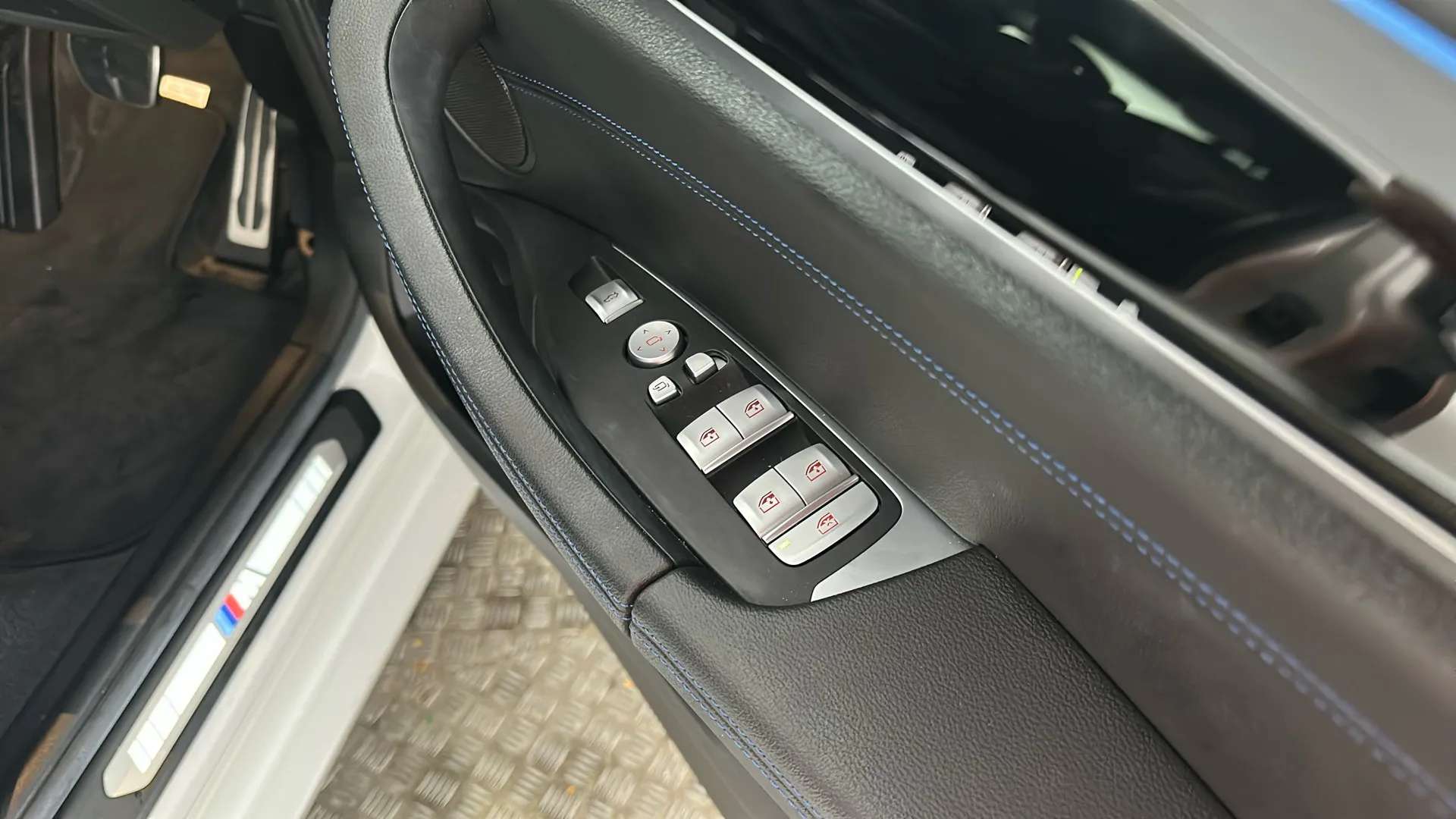 2023 BMW IX3 2023 BMW IX3