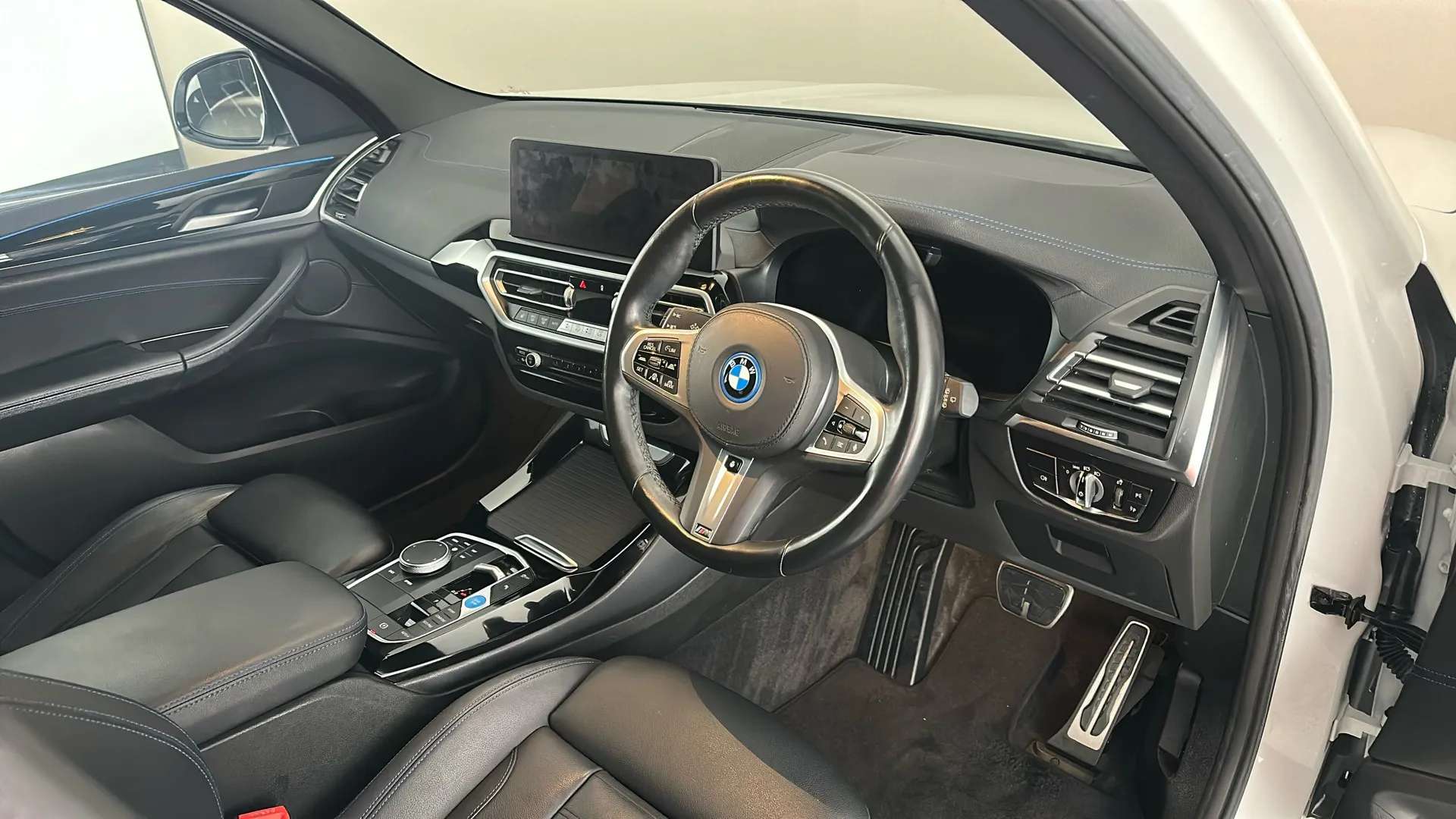 2023 BMW IX3 2023 BMW IX3