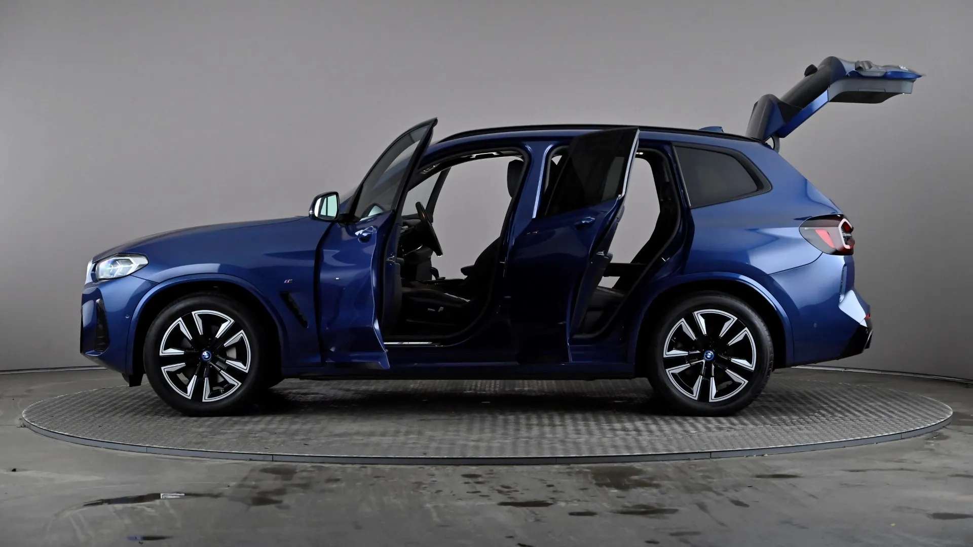 2022 BMW IX3 2022 BMW IX3
