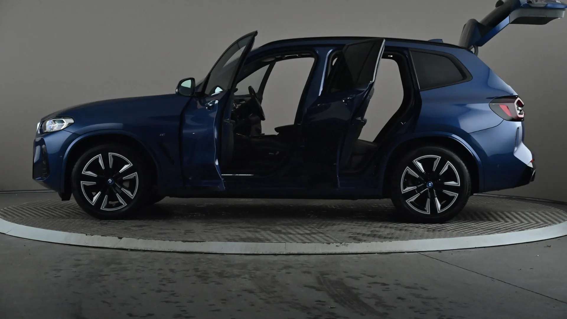 2022 BMW IX3 2022 BMW IX3