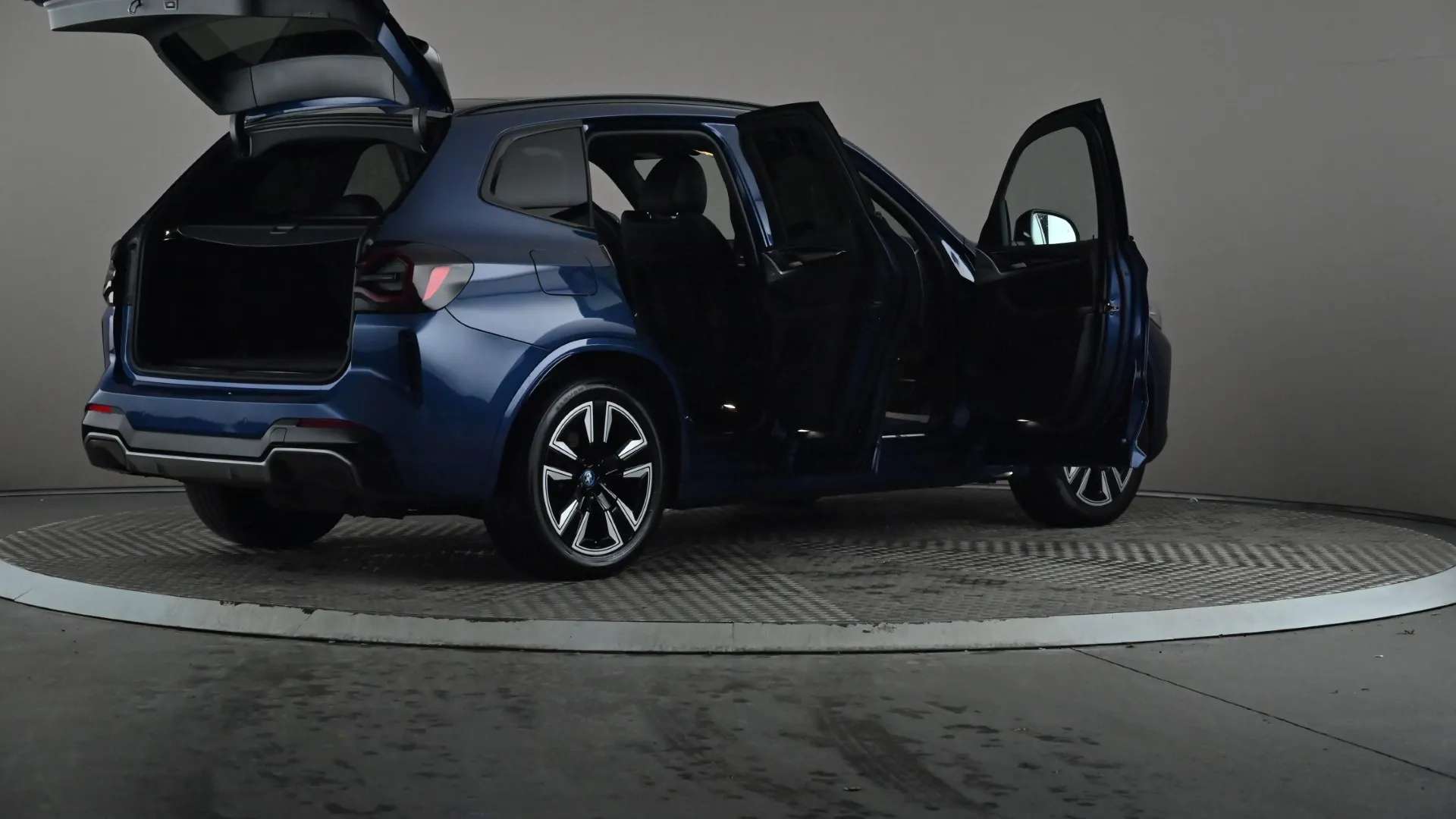 2022 BMW IX3 2022 BMW IX3