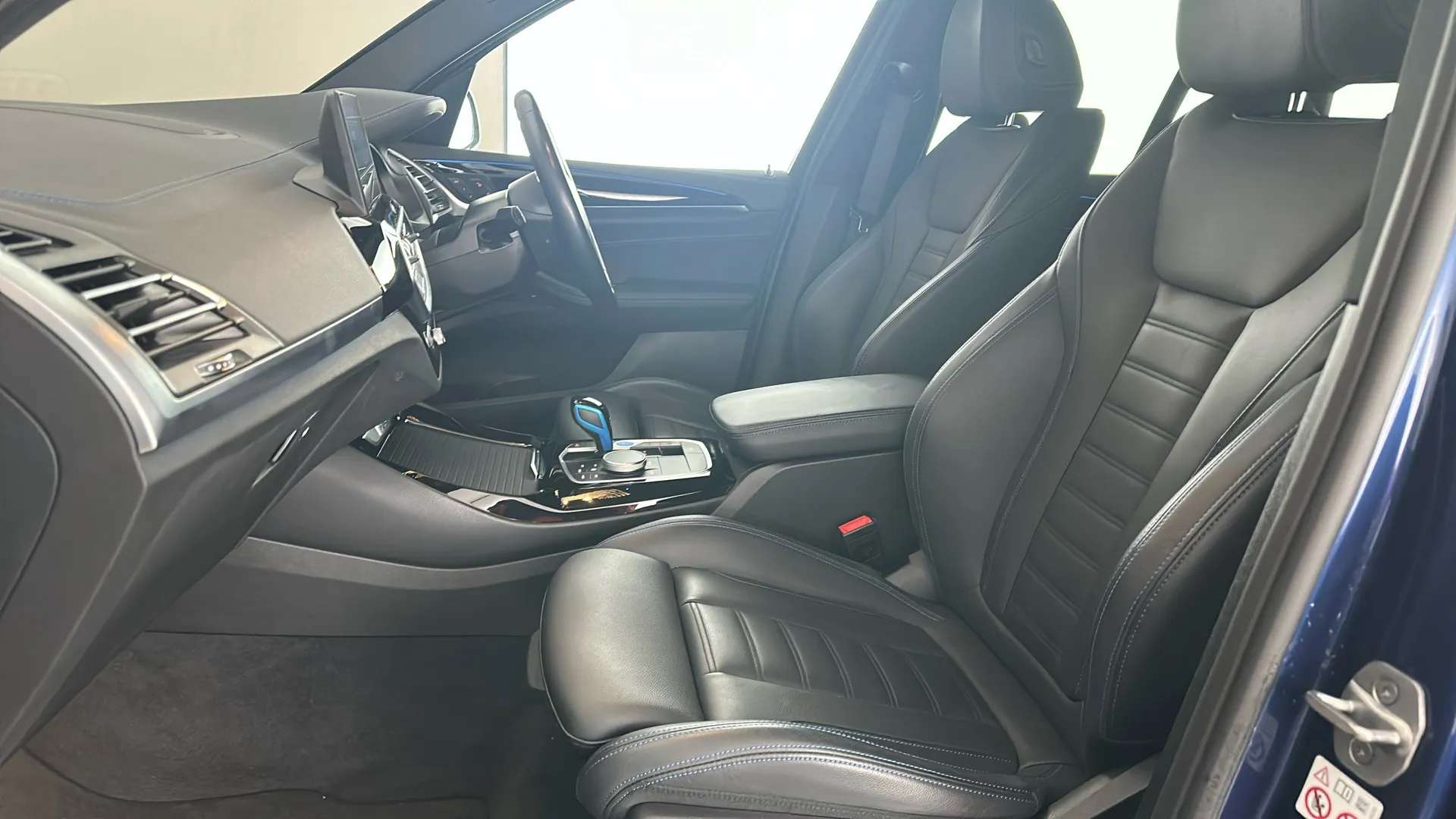 2022 BMW IX3 2022 BMW IX3