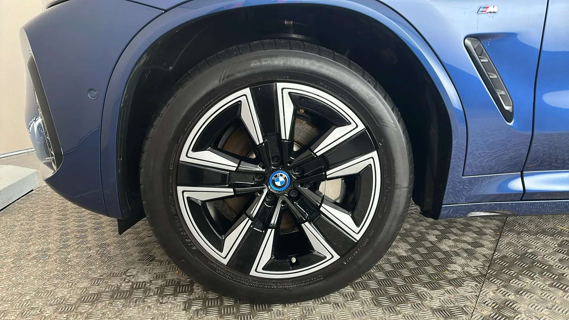 2022 BMW IX3 2022 BMW IX3