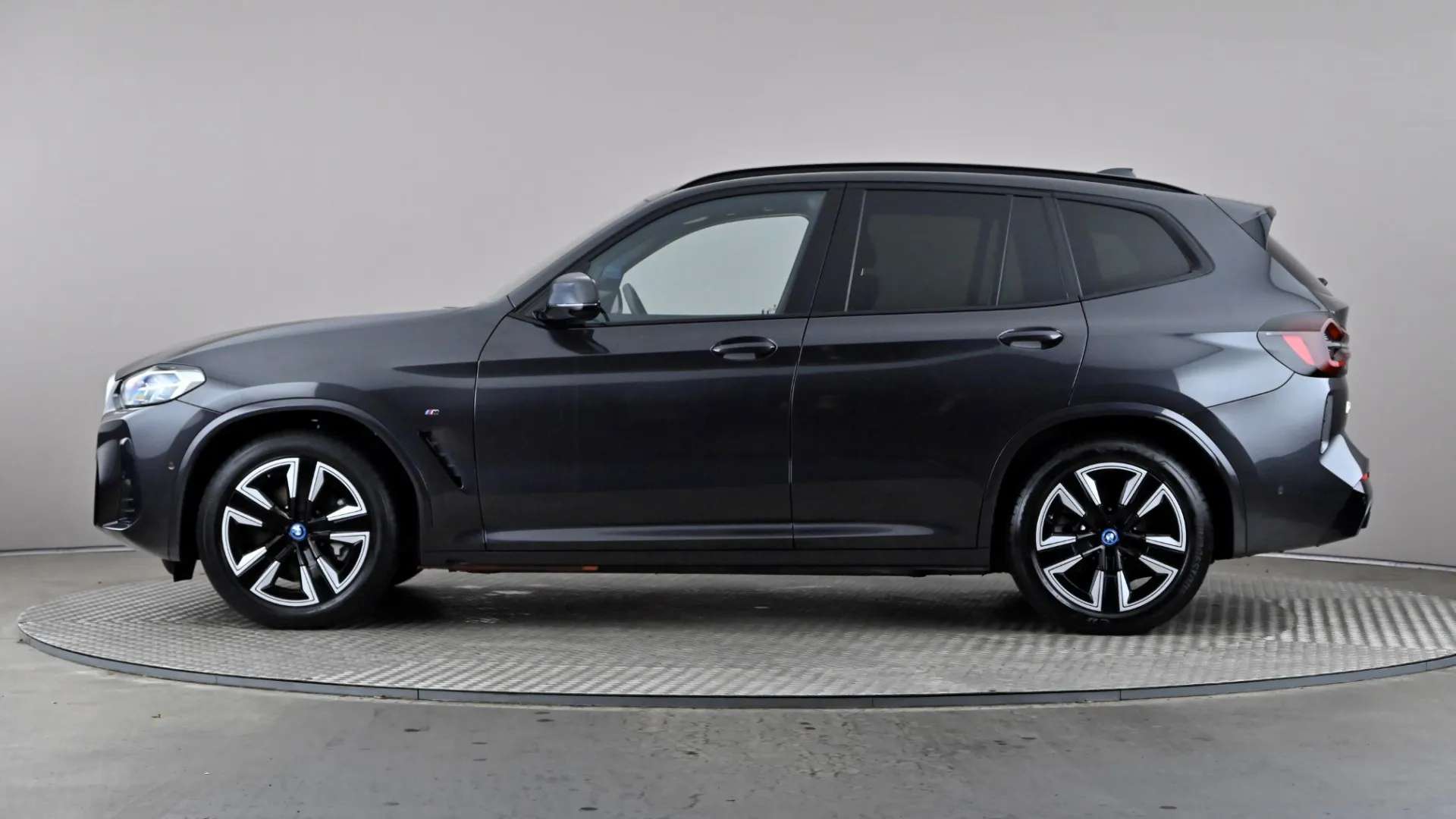A 2023 BMW IX3 210kW M Sport 80kWh Auto A 2023 BMW IX3 210kW M Sport 80kWh Auto