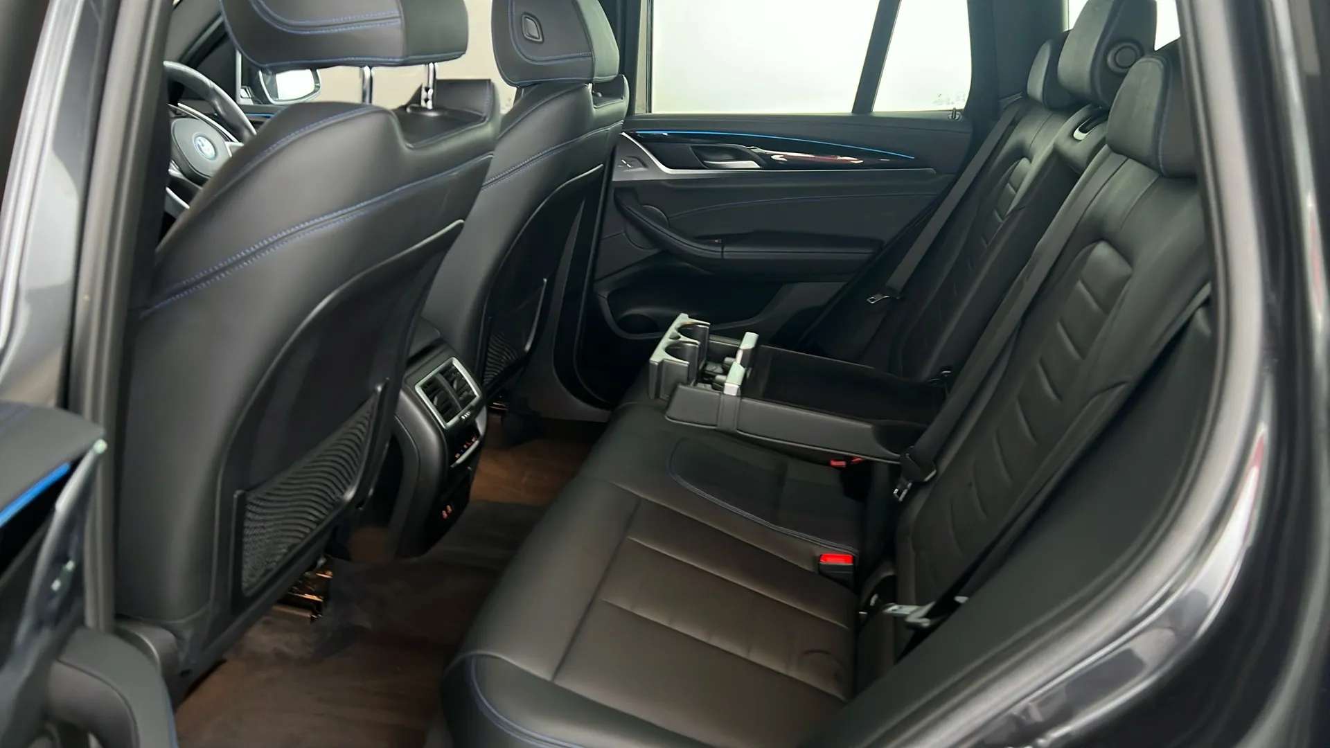 2023 BMW IX3 2023 BMW IX3