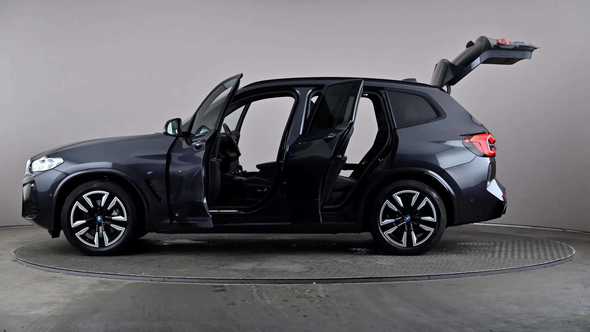 2023 BMW IX3 2023 BMW IX3