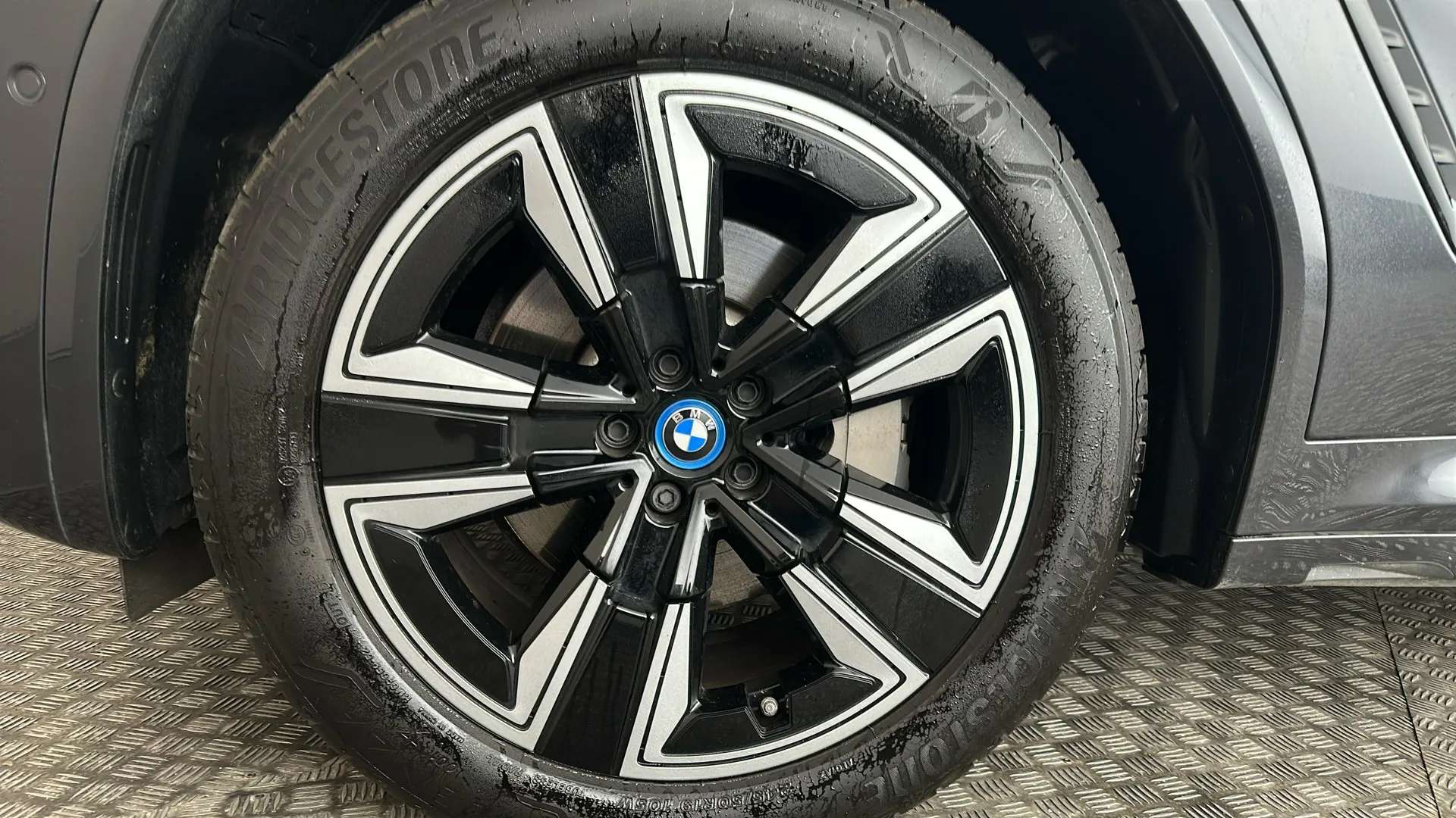 2023 BMW IX3 2023 BMW IX3