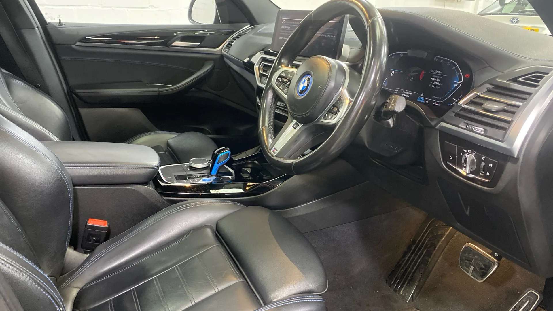 A 2022 BMW IX3 210kW M Sport 80kWh Auto A 2022 BMW IX3 210kW M Sport 80kWh Auto