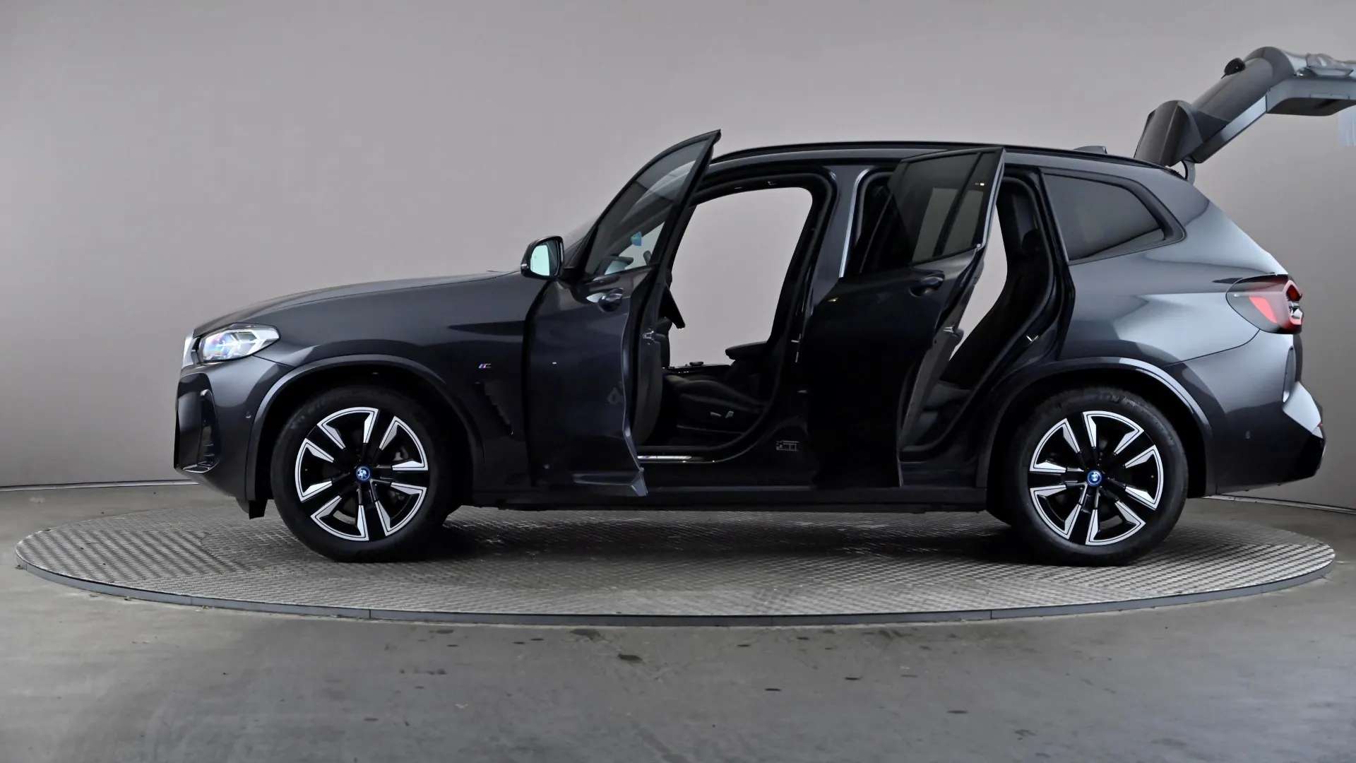2023 BMW IX3 2023 BMW IX3