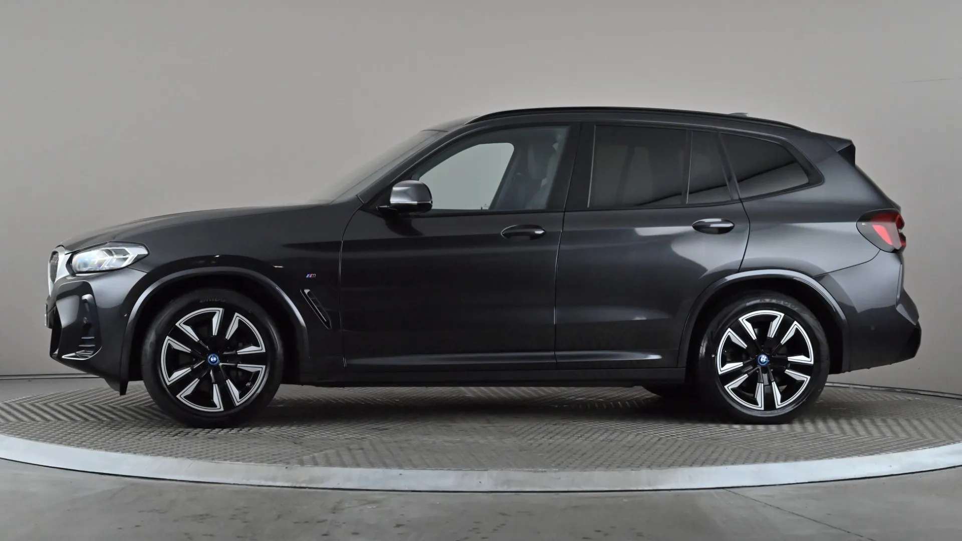 A 2023 BMW IX3 210kW M Sport 80kWh Auto A 2023 BMW IX3 210kW M Sport 80kWh Auto
