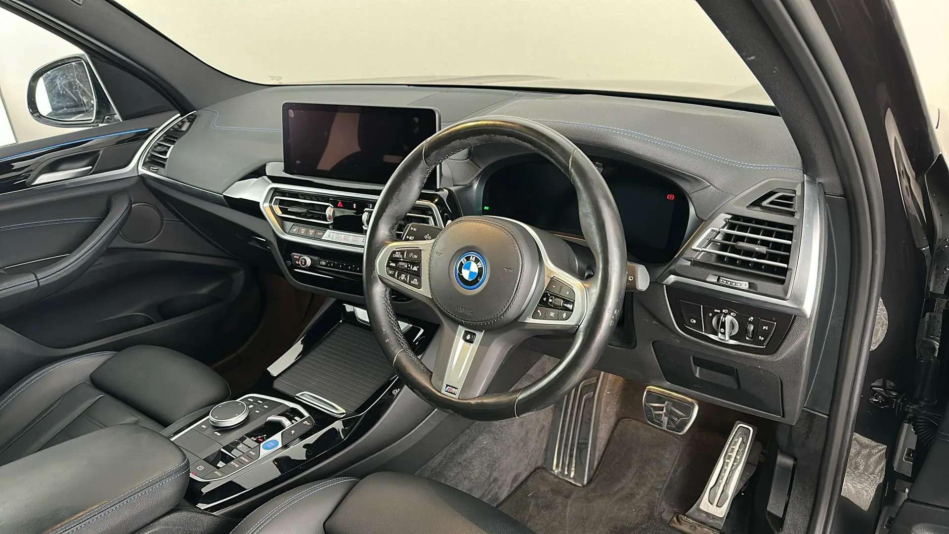 2023 BMW IX3 2023 BMW IX3