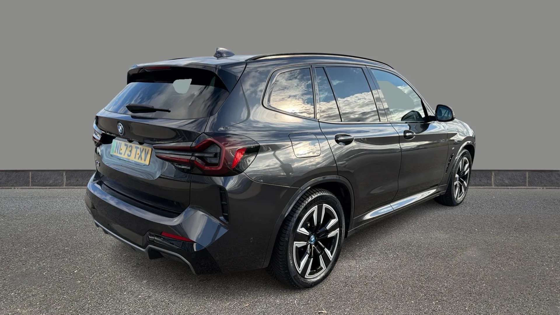 2023 BMW IX3 2023 BMW IX3