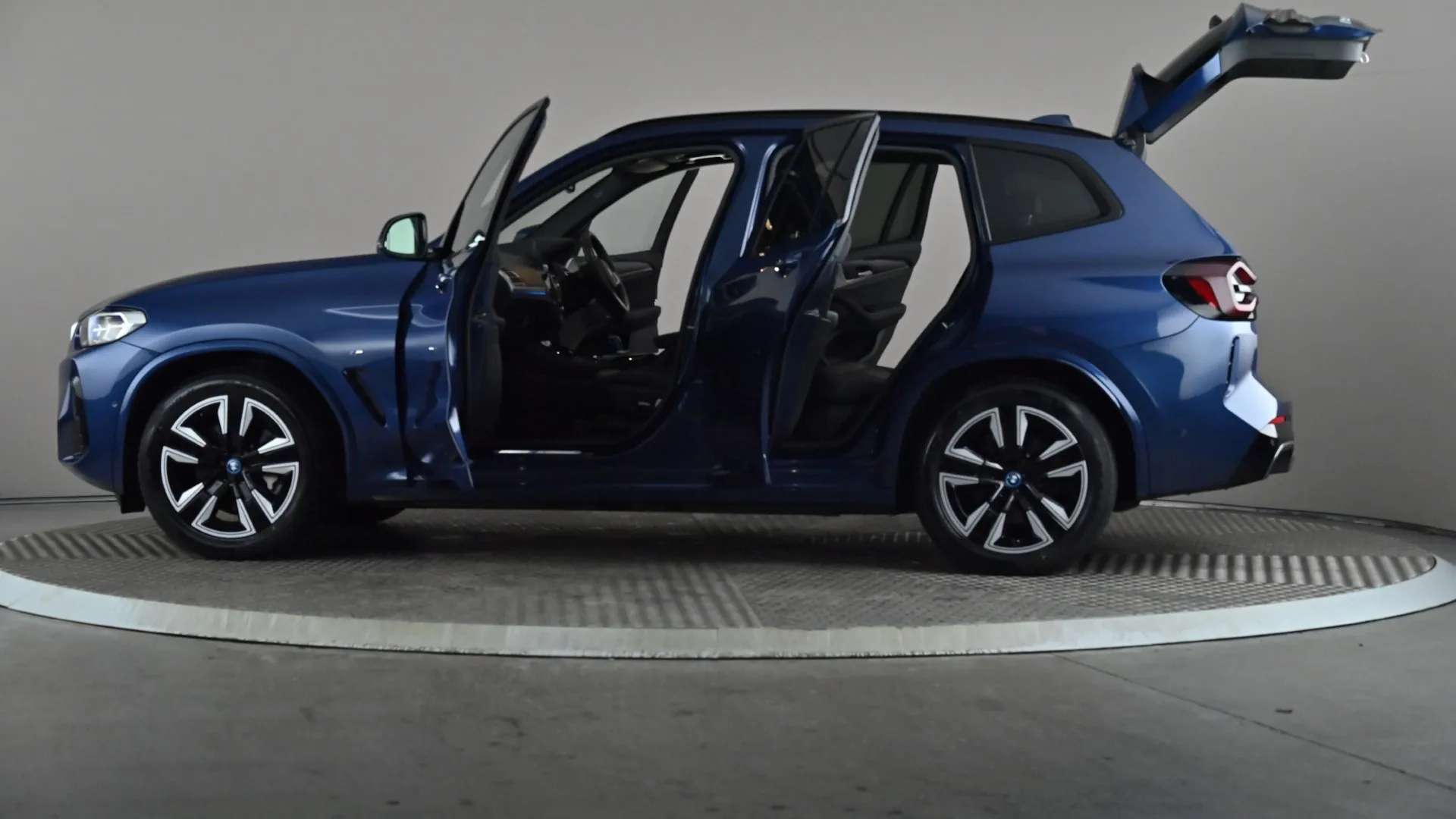 2022 BMW IX3 2022 BMW IX3