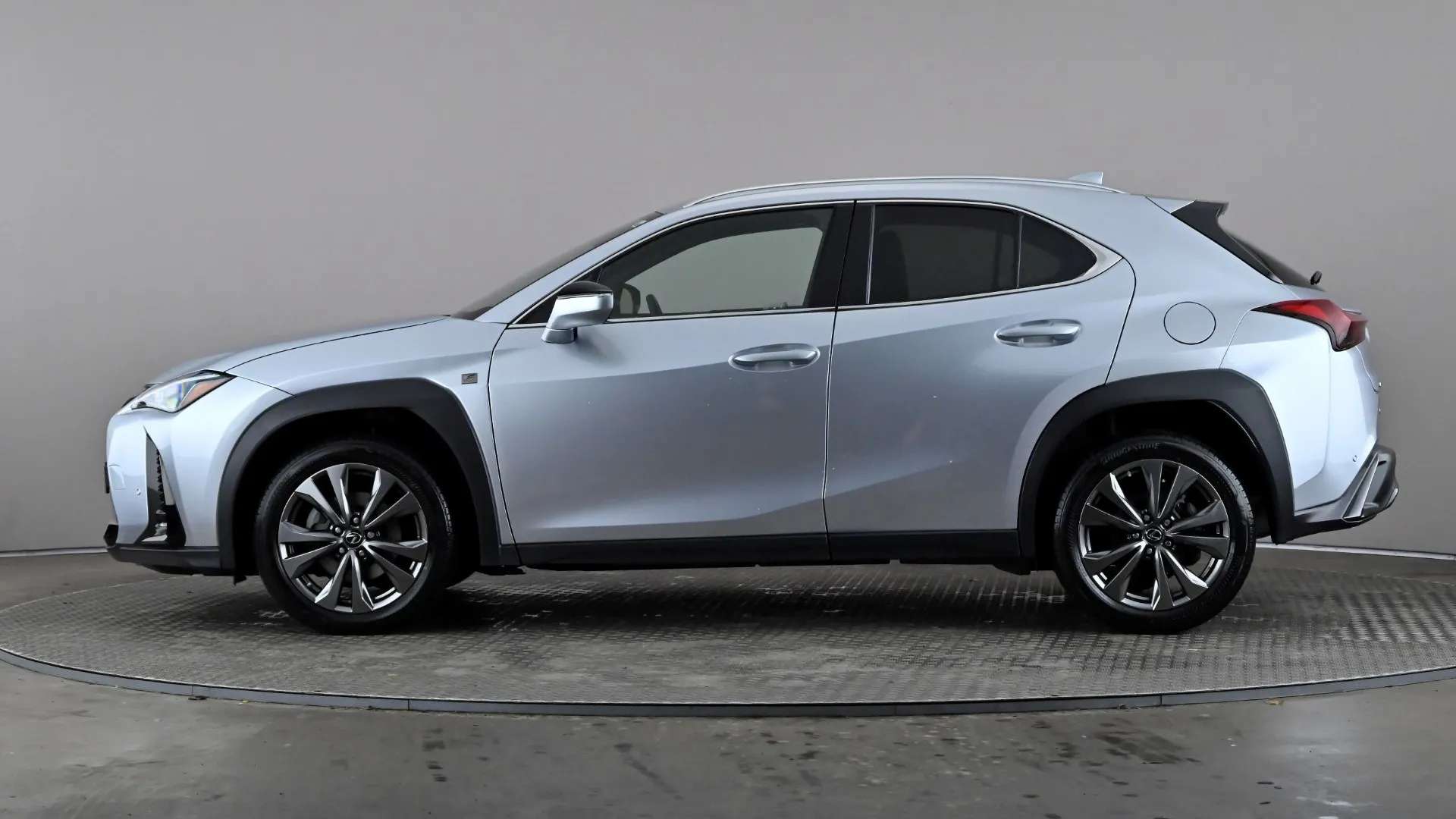 A 2022 LEXUS UX 250h 2.0 F-Sport Design CVT A 2022 LEXUS UX 250h 2.0 F-Sport Design CVT