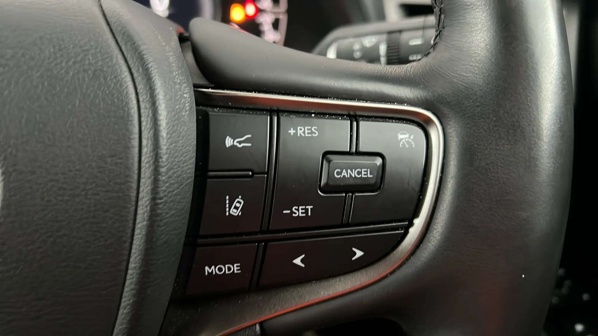 2022 LEXUS UX 2022 LEXUS UX