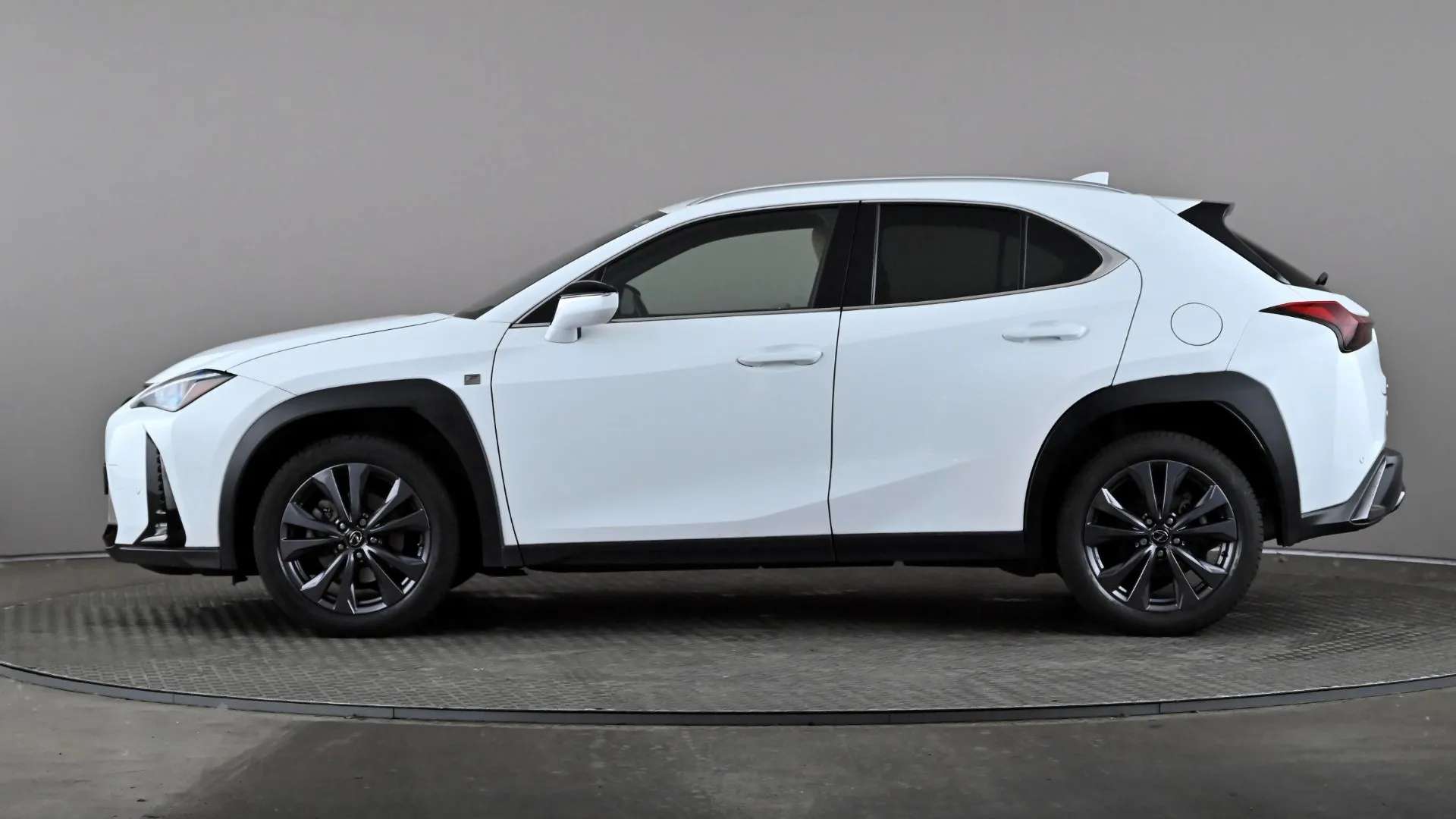 A 2023 LEXUS UX 250h 2.0 F-Sport Design CVT A 2023 LEXUS UX 250h 2.0 F-Sport Design CVT