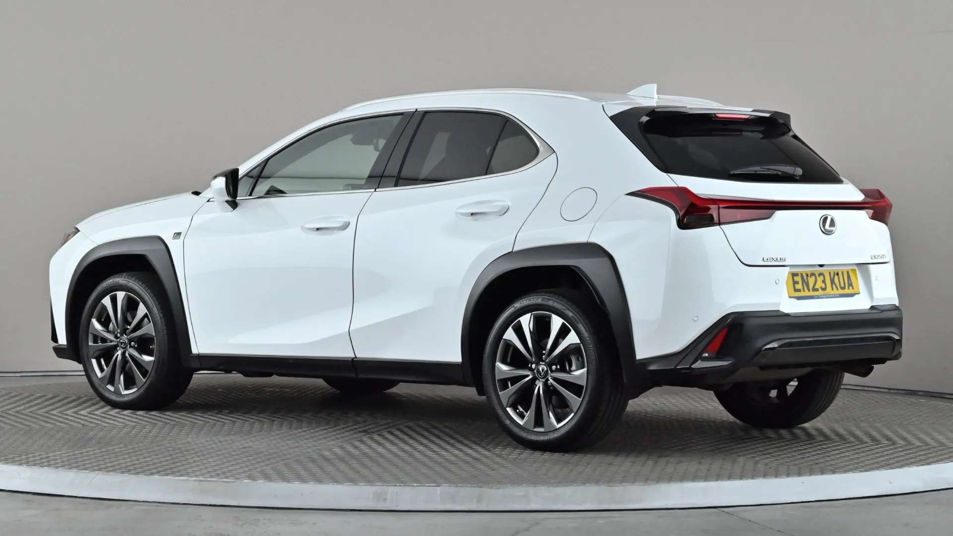 A 2023 LEXUS UX 250h 2.0 F-Sport Design CVT A 2023 LEXUS UX 250h 2.0 F-Sport Design CVT