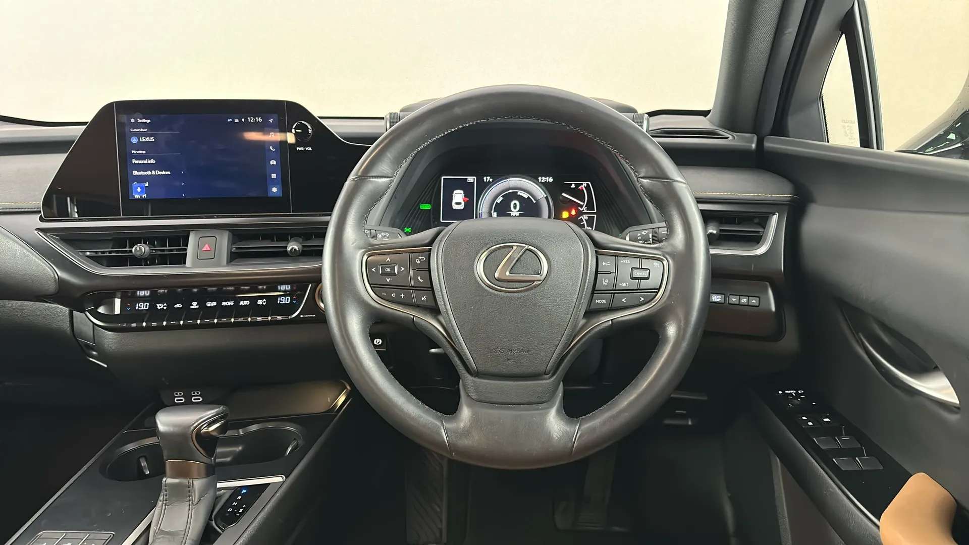 2023 LEXUS UX 2023 LEXUS UX