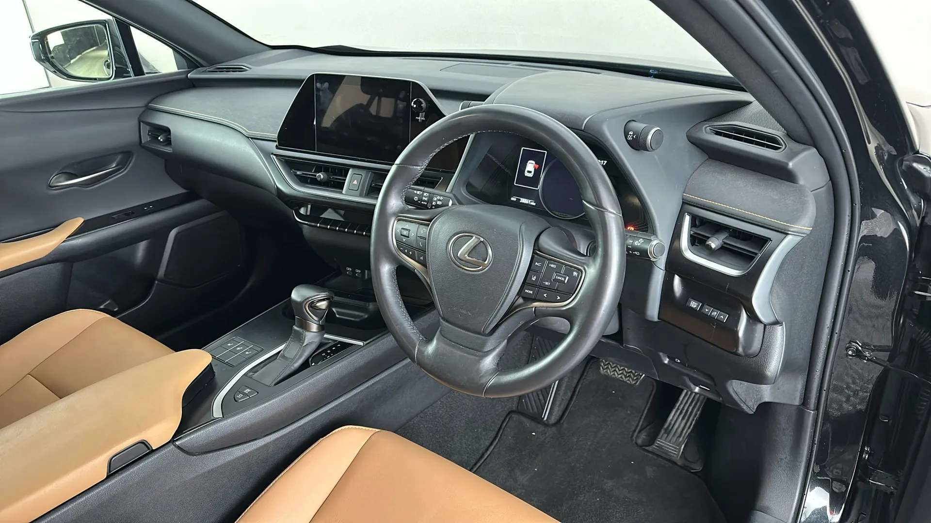 2023 LEXUS UX 2023 LEXUS UX