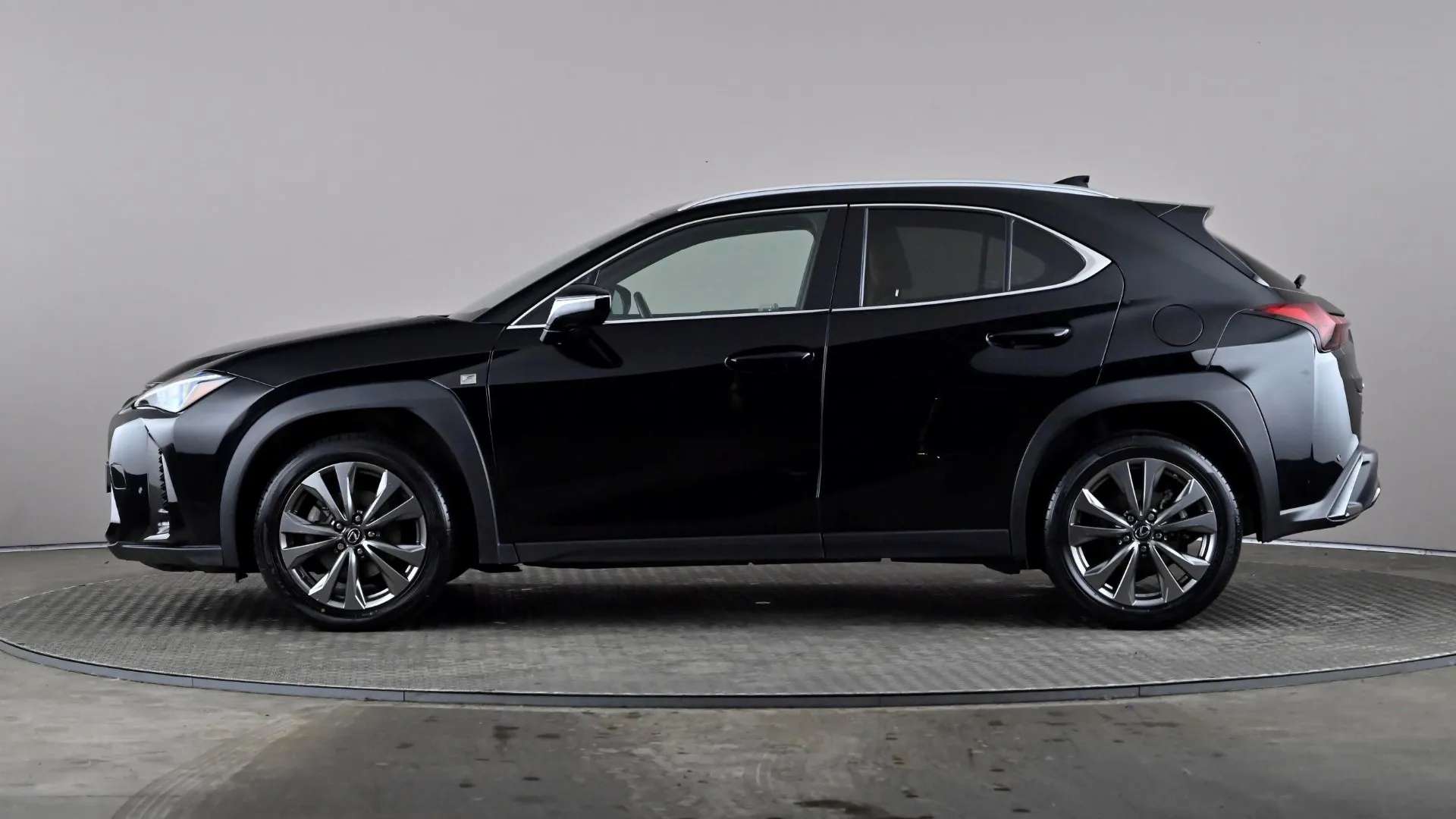 A 2023 LEXUS UX 250h 2.0 F-Sport Design CVT A 2023 LEXUS UX 250h 2.0 F-Sport Design CVT
