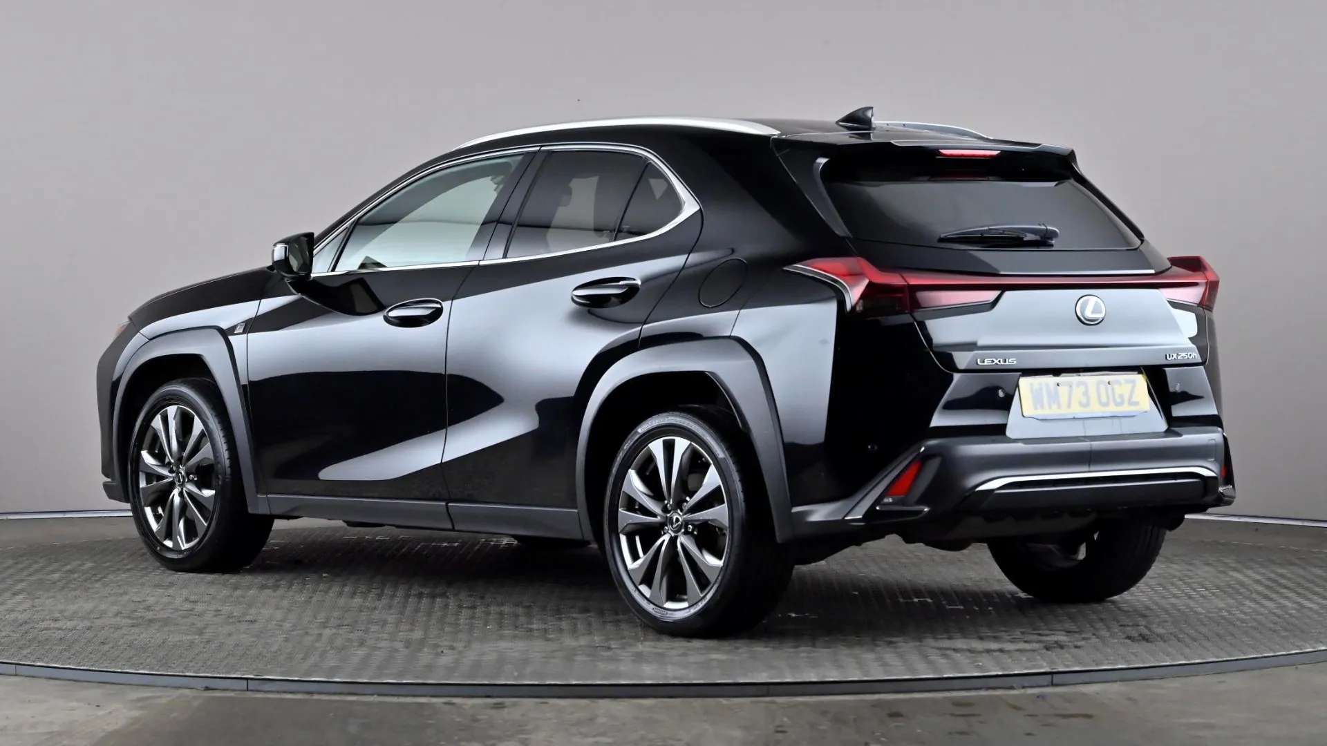 A 2023 LEXUS UX 250h 2.0 F-Sport Design CVT A 2023 LEXUS UX 250h 2.0 F-Sport Design CVT