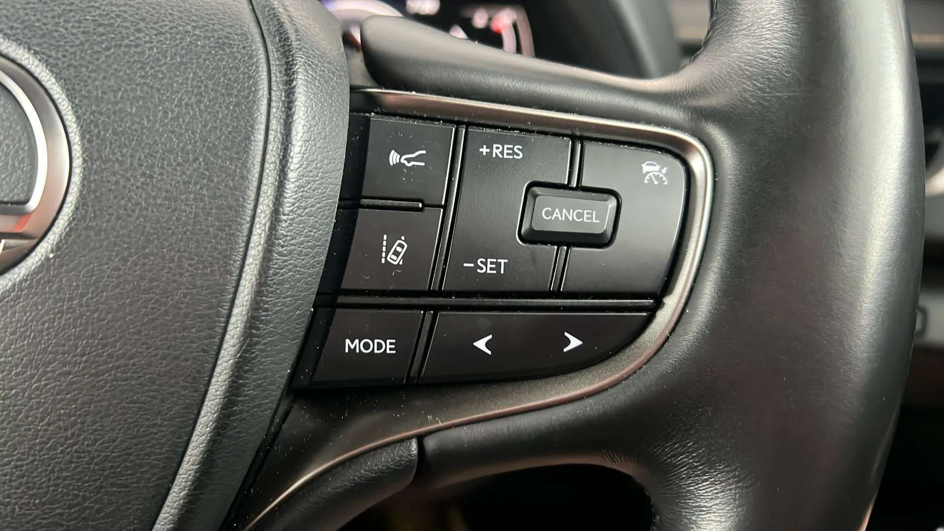 2023 LEXUS UX 2023 LEXUS UX
