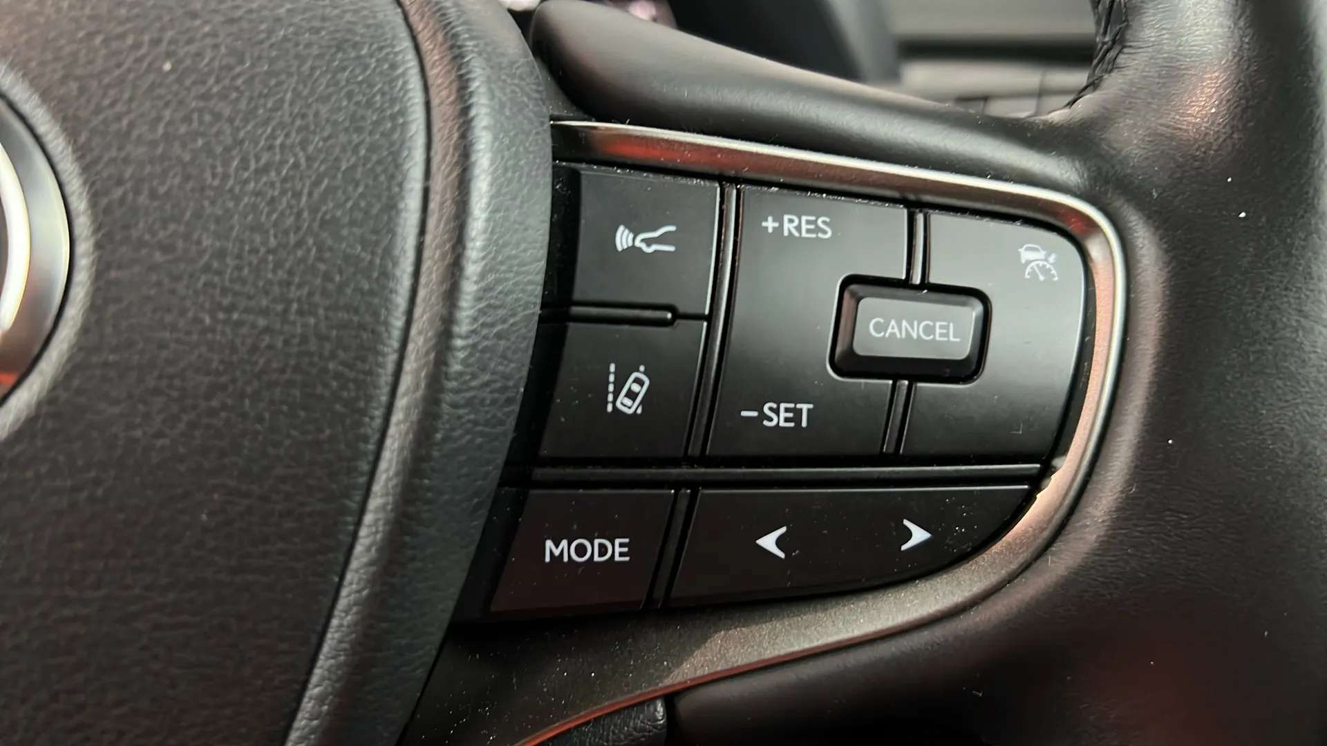 2023 LEXUS UX 2023 LEXUS UX