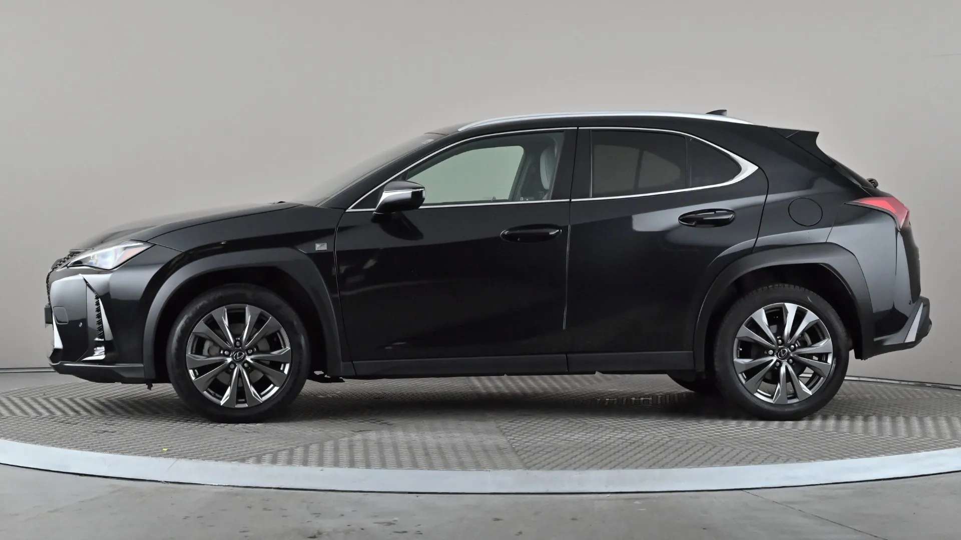 A 2023 LEXUS UX 250h 2.0 F-Sport Design CVT A 2023 LEXUS UX 250h 2.0 F-Sport Design CVT