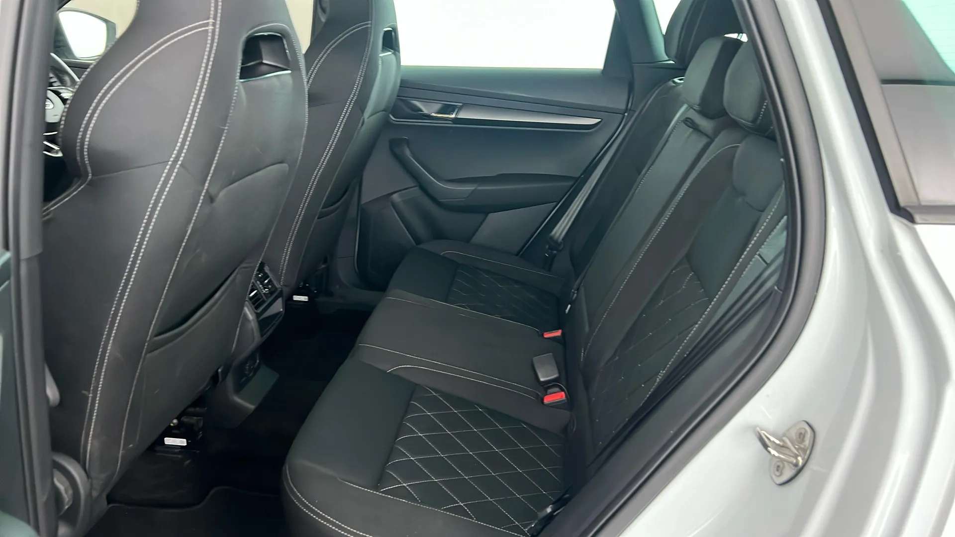 2020 SKODA KAROQ 2020 SKODA KAROQ