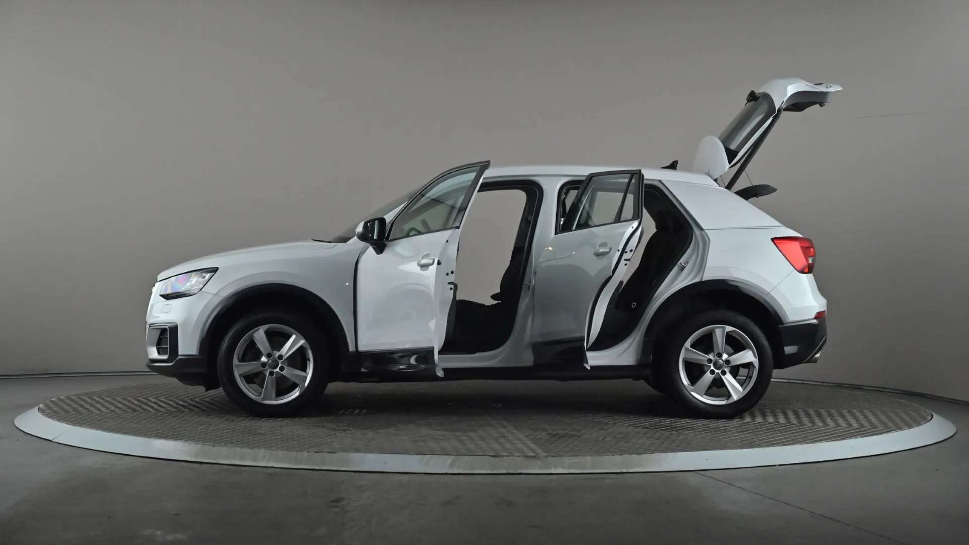 2018 AUDI Q2 2018 AUDI Q2