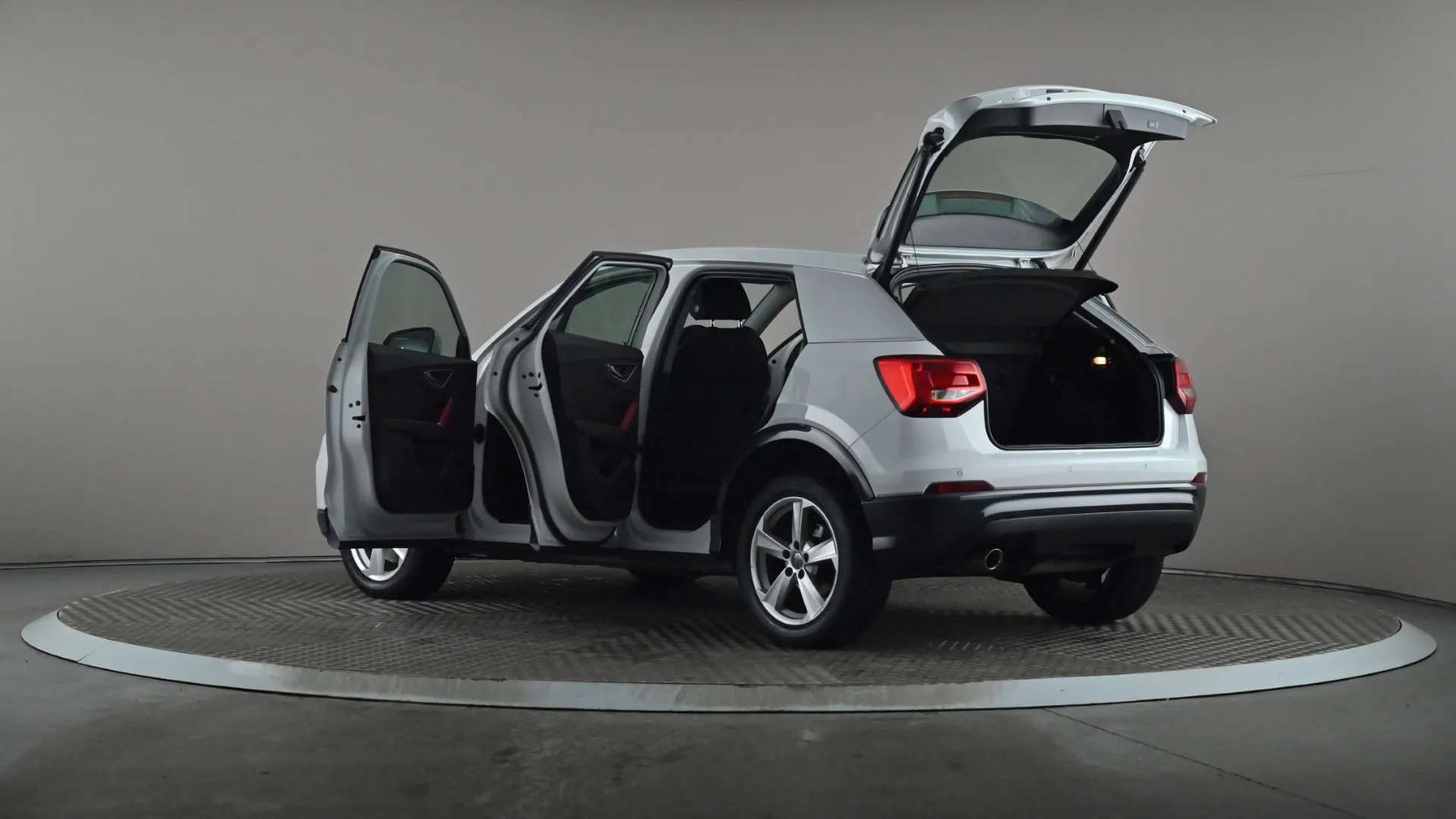 2018 AUDI Q2 2018 AUDI Q2