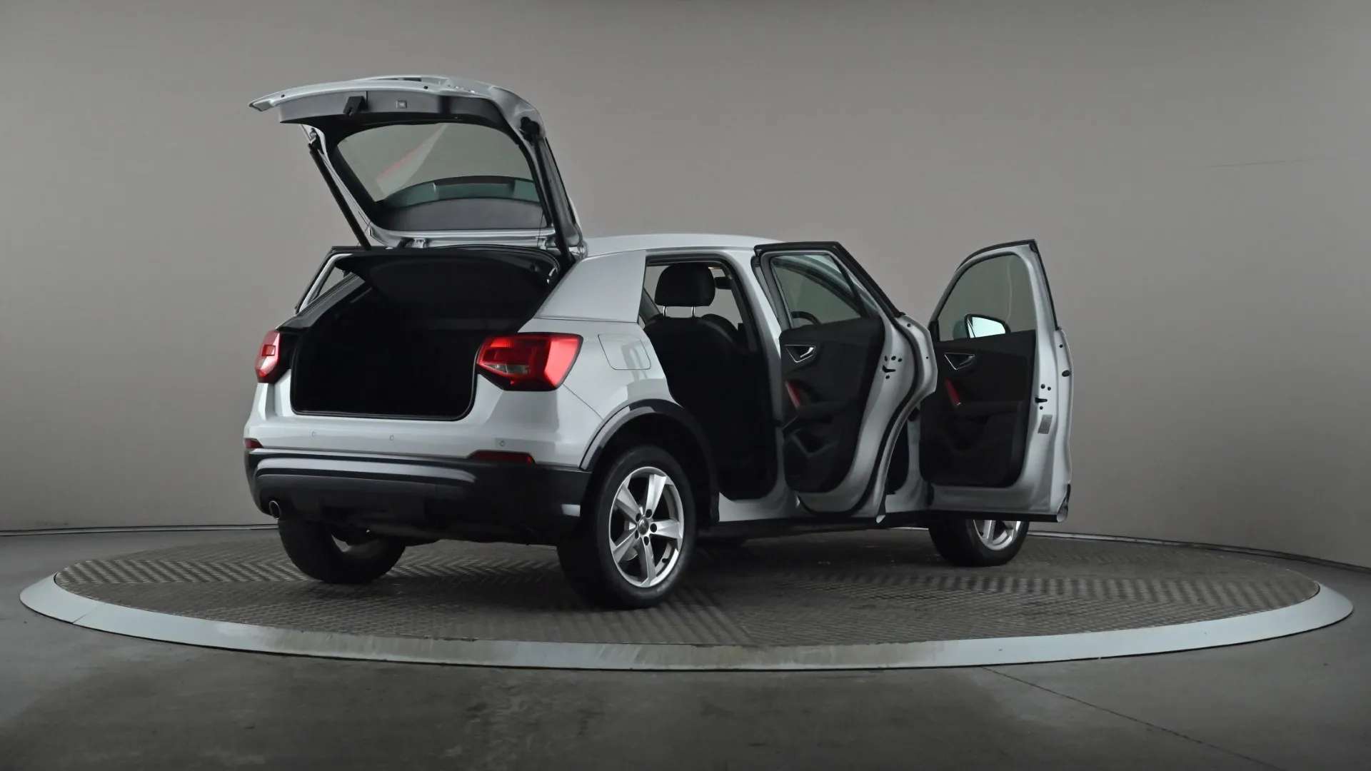 2018 AUDI Q2 2018 AUDI Q2