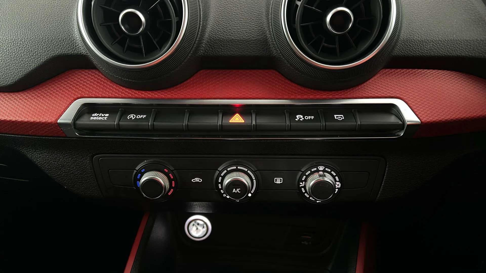 2018 AUDI Q2 2018 AUDI Q2