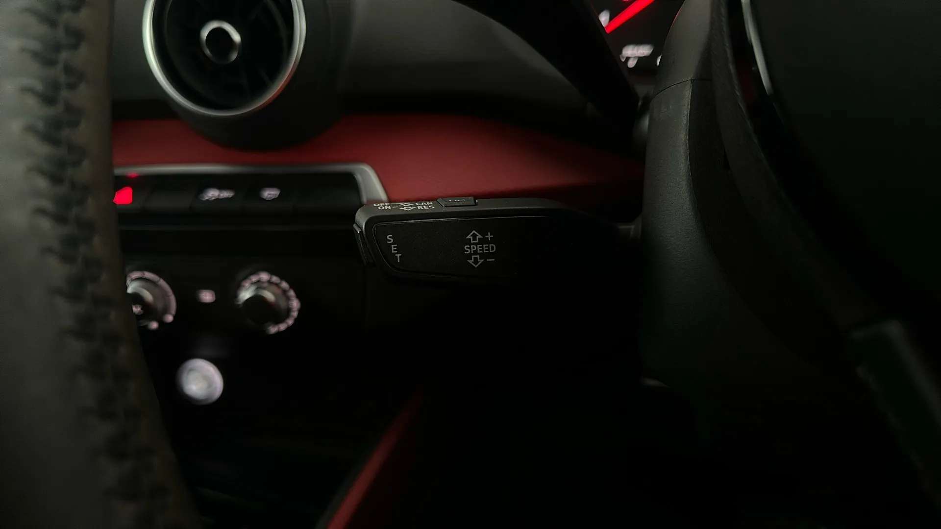 2018 AUDI Q2 2018 AUDI Q2