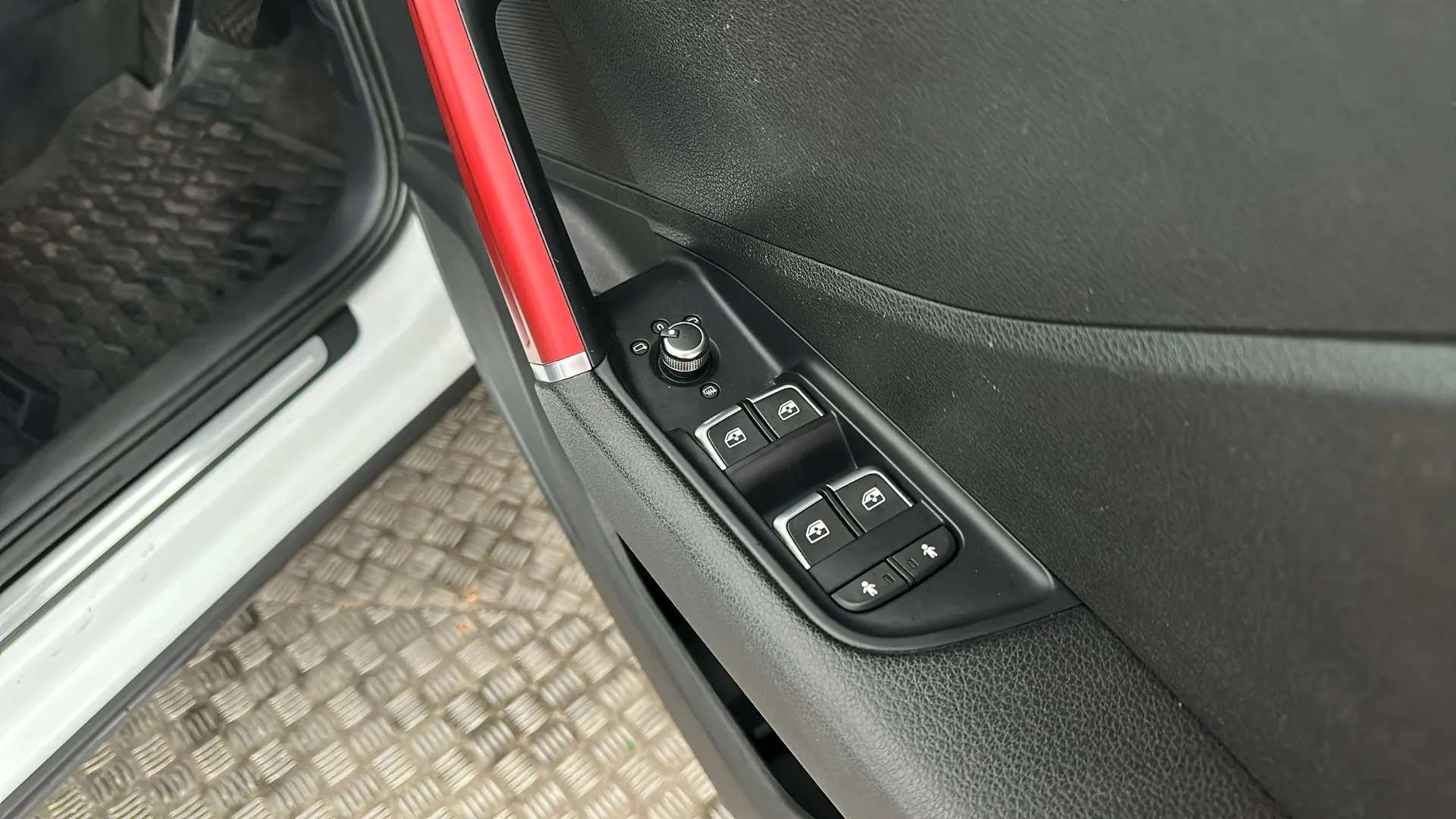 2018 AUDI Q2 2018 AUDI Q2