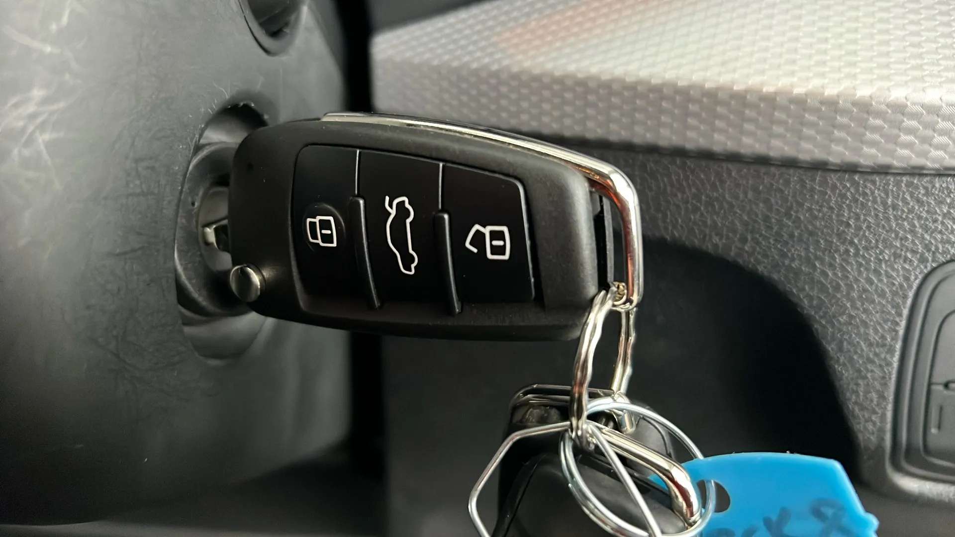 2024 AUDI Q2 2024 AUDI Q2