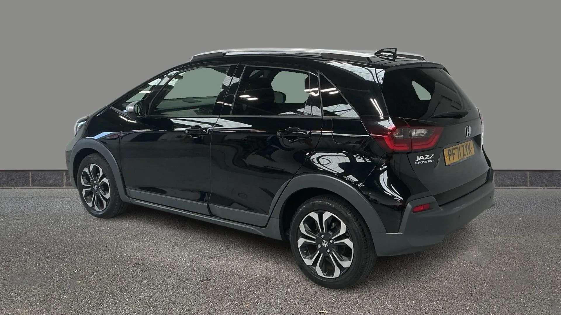 A 2022 HONDA JAZZ 1.5 i-MMD Hybrid Crosstar EX eCVT A 2022 HONDA JAZZ 1.5 i-MMD Hybrid Crosstar EX eCVT