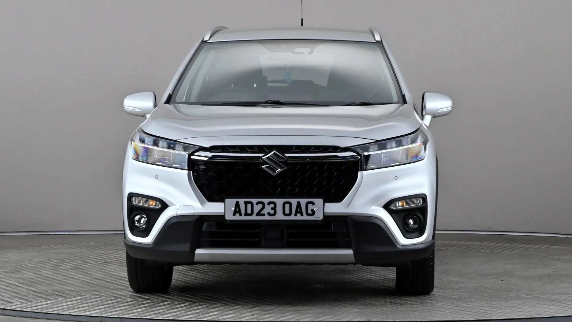 A 2023 SUZUKI S-CROSS MOTION HEV AUTO A 2023 SUZUKI S-CROSS MOTION HEV AUTO