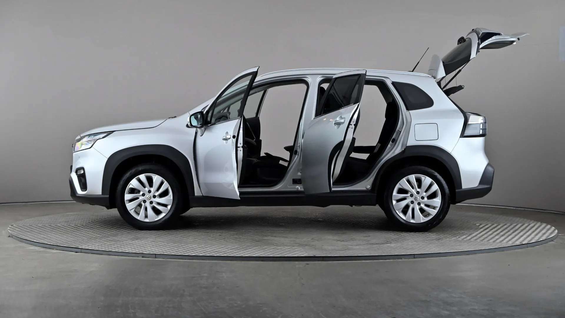 2023 SUZUKI S-CROSS MOTION HEV AUTO 2023 SUZUKI S-CROSS MOTION HEV AUTO
