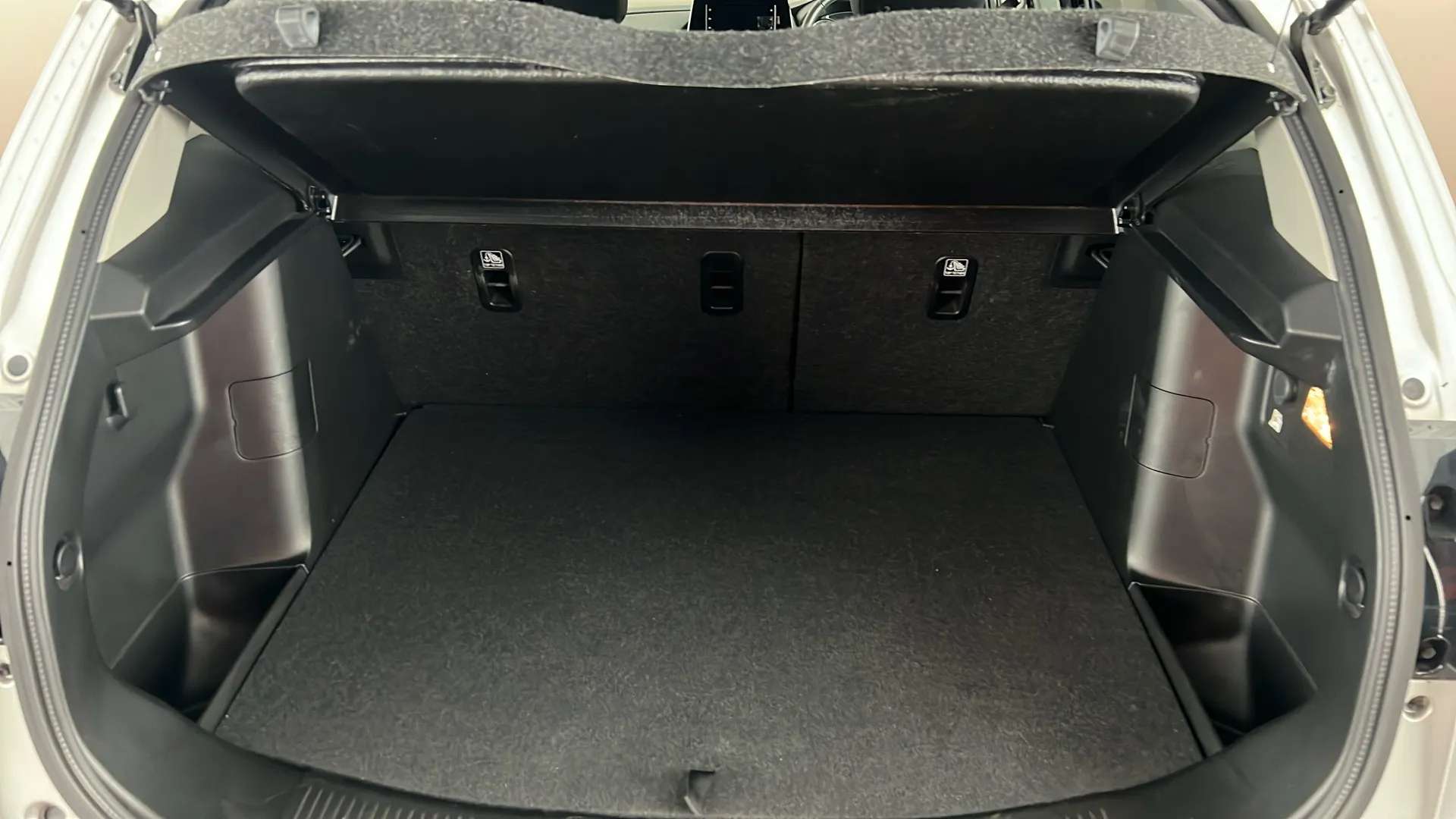 2023 SUZUKI S-CROSS MOTION HEV AUTO 2023 SUZUKI S-CROSS MOTION HEV AUTO