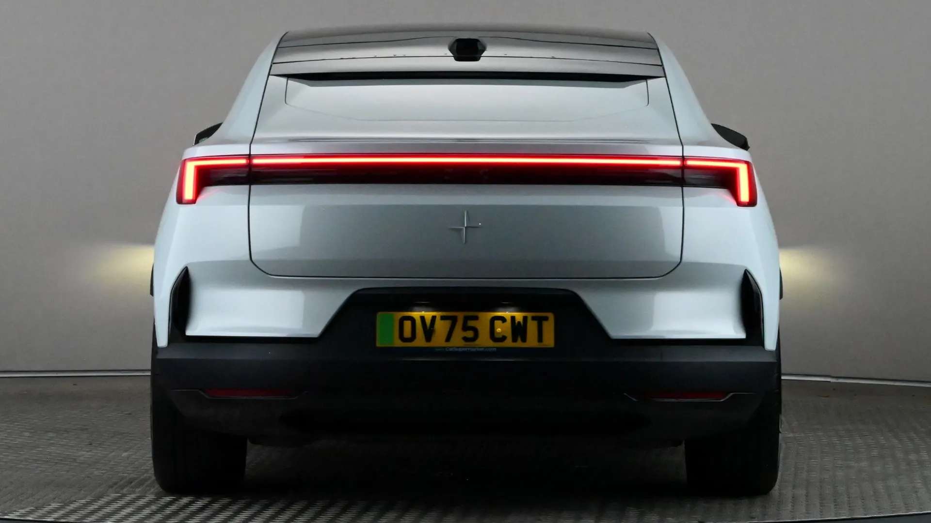 2025 POLESTAR 4 2025 POLESTAR 4