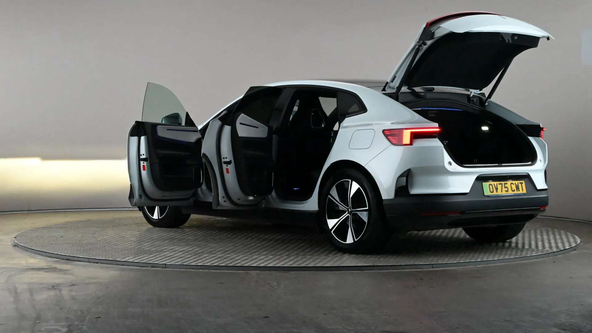 2025 POLESTAR 4 2025 POLESTAR 4