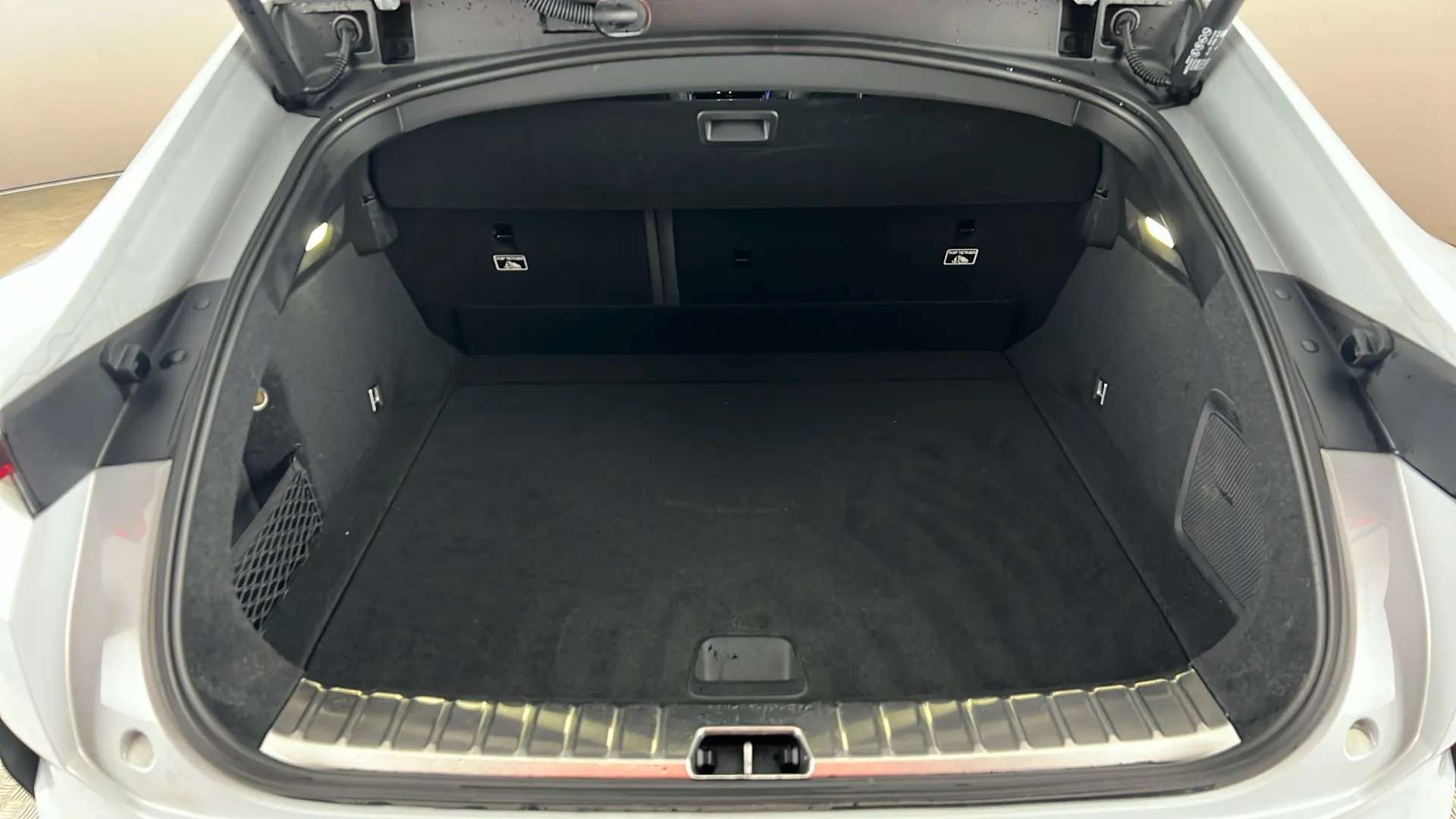 2025 POLESTAR 4 2025 POLESTAR 4