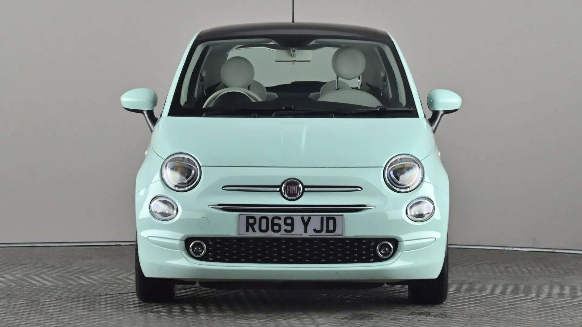 A 2019 FIAT 500 1.2 Lounge Dualogic A 2019 FIAT 500 1.2 Lounge Dualogic