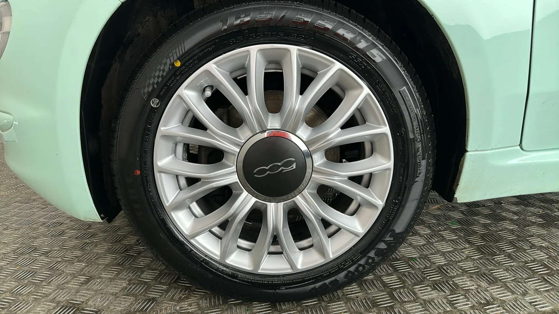 2019 FIAT 500 2019 FIAT 500