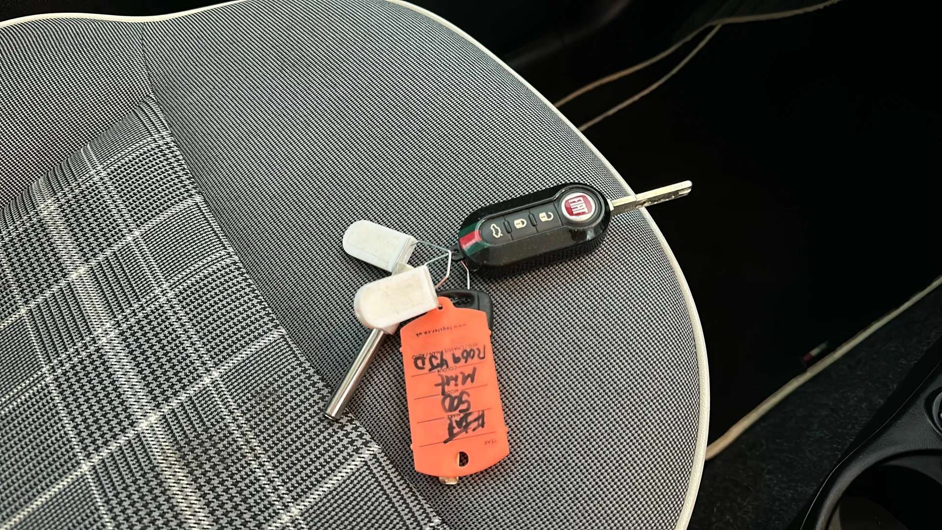 2019 FIAT 500 2019 FIAT 500